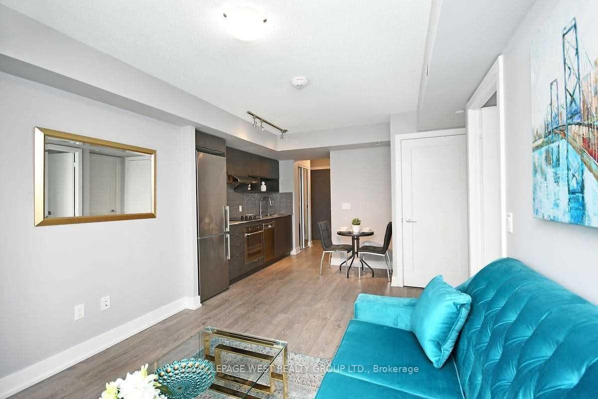 7 Mabelle Avenue Unit 1605 photo 17