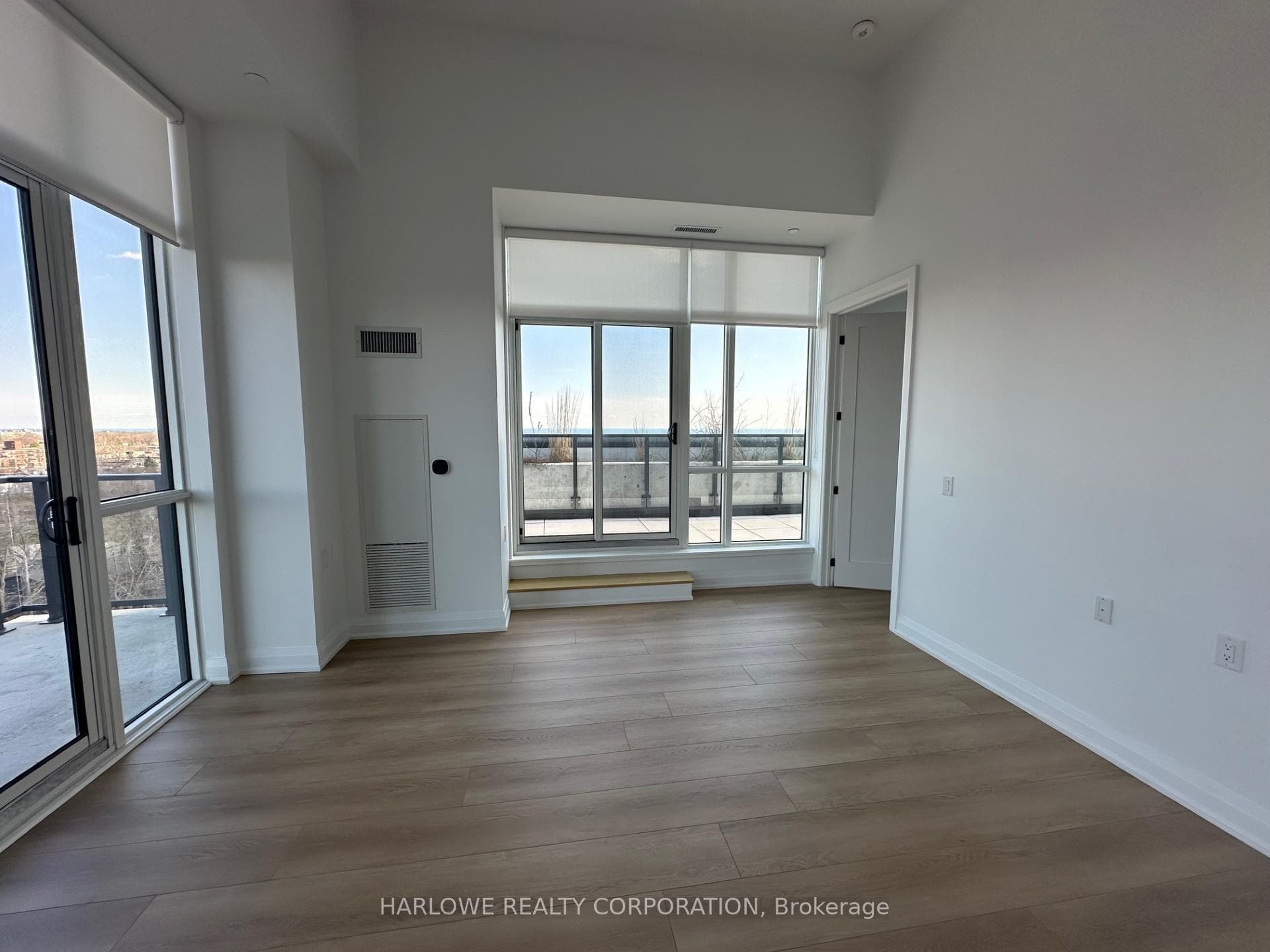 2369 Danforth Avenue Unit PH07 photo 3