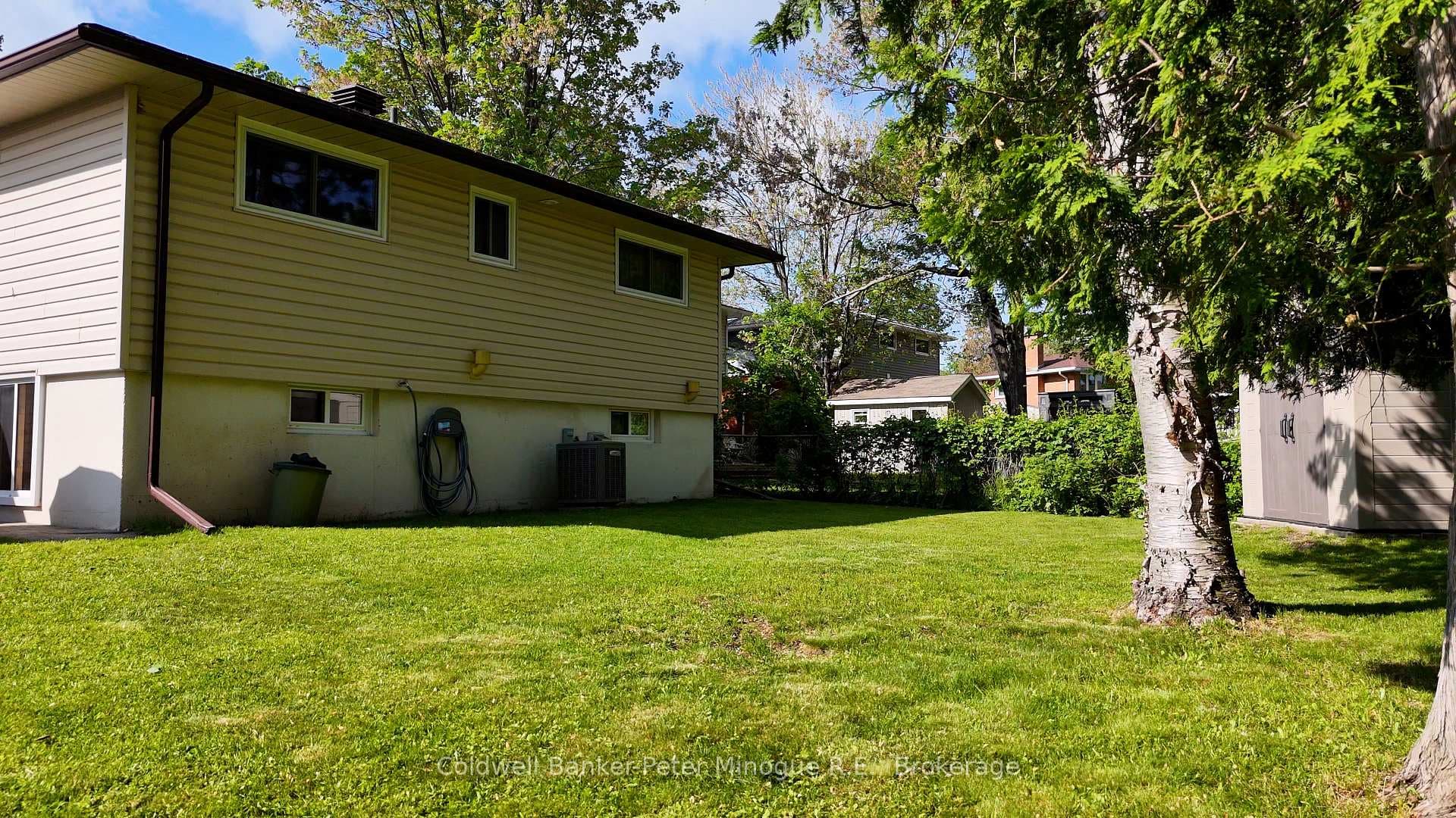 252 Orange Crescent photo 29