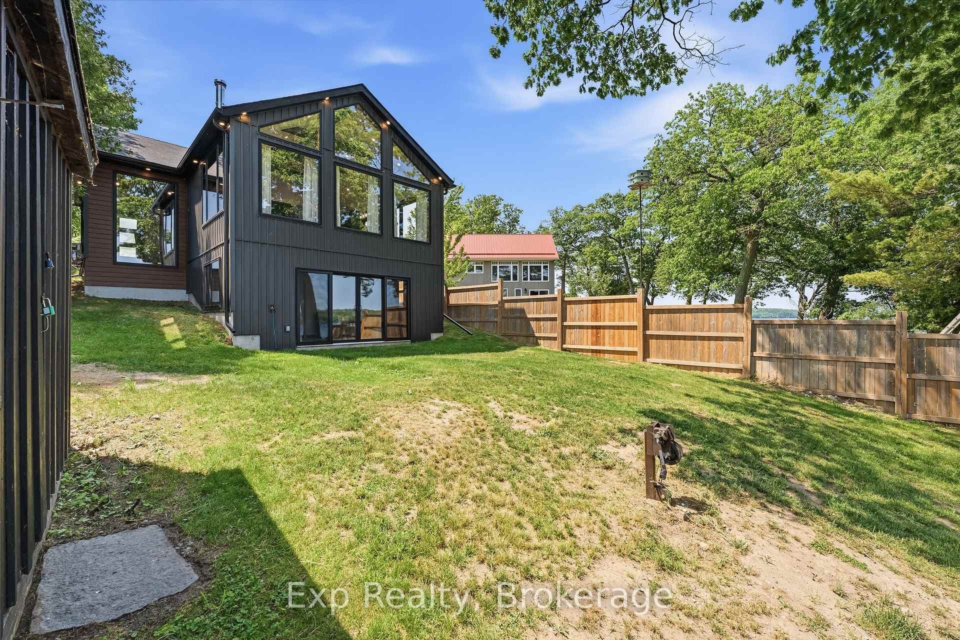 8745 Shearer Pt Road photo 3