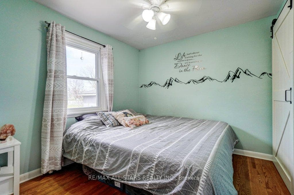 111 Adelaide Street photo 15