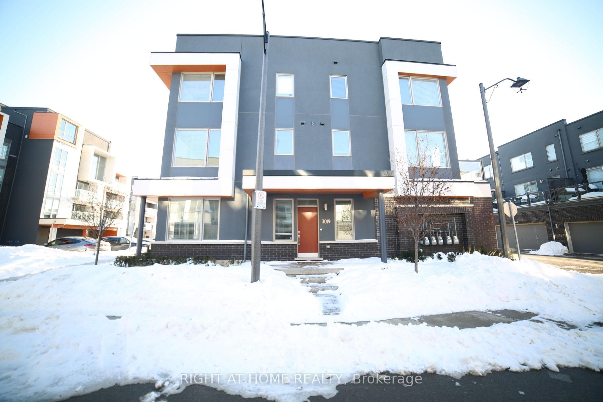 3019 Creekshore Common N/A Unit 33 photo 2