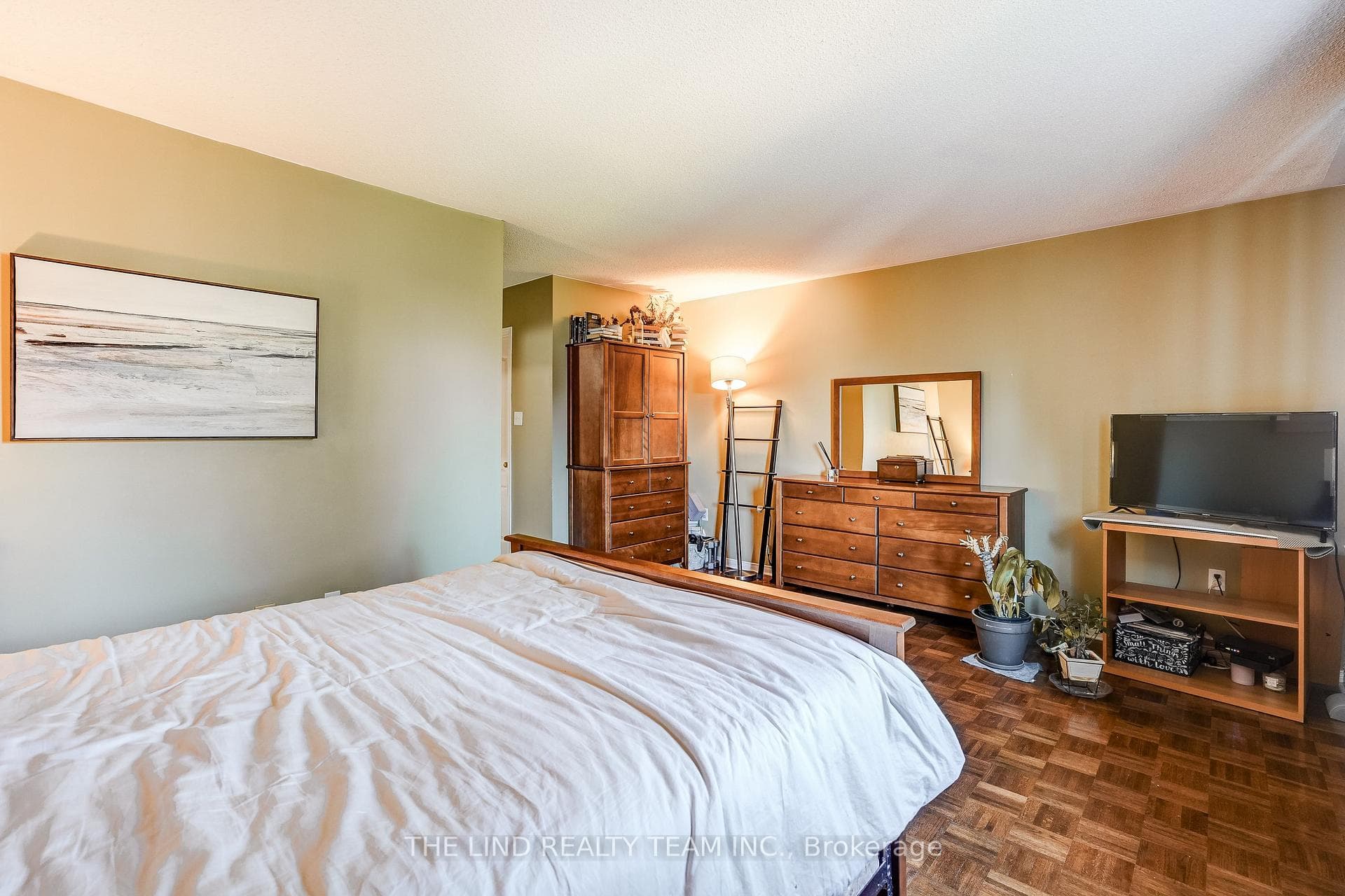 29 Tuscana Boulevard photo 19