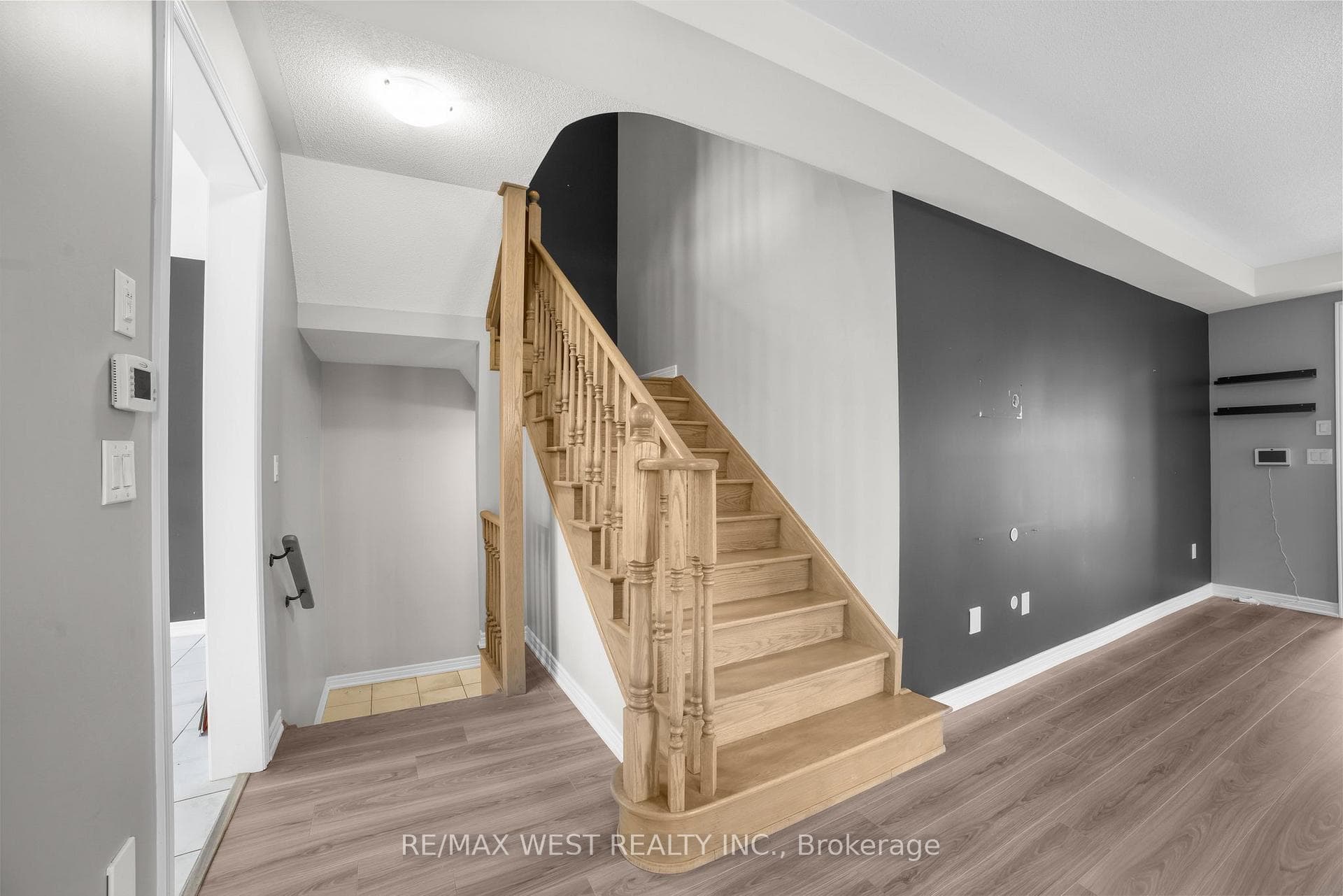 77 Great Falls Boulevard photo 10