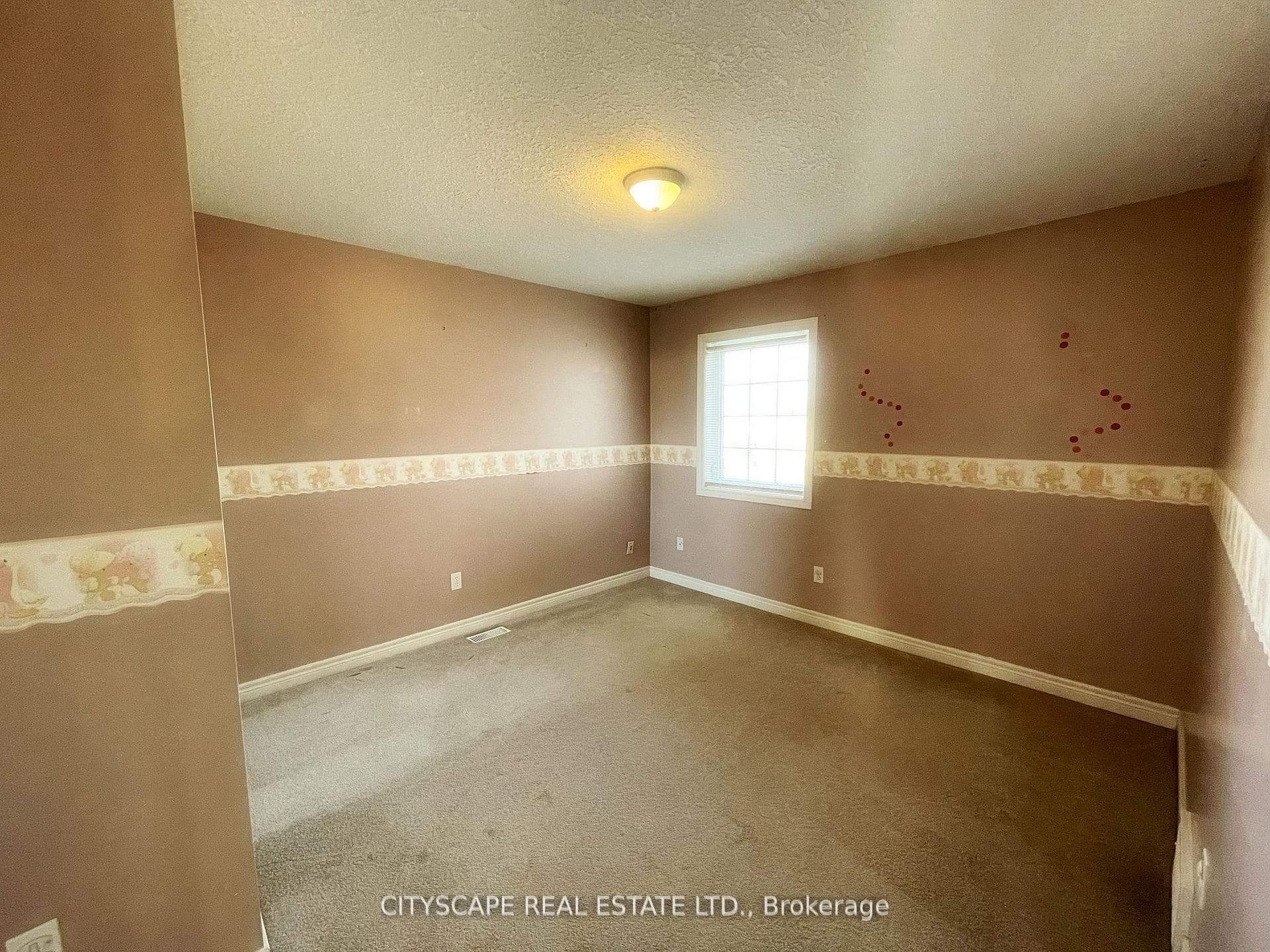 544 Robert Ferrie Drive photo 21