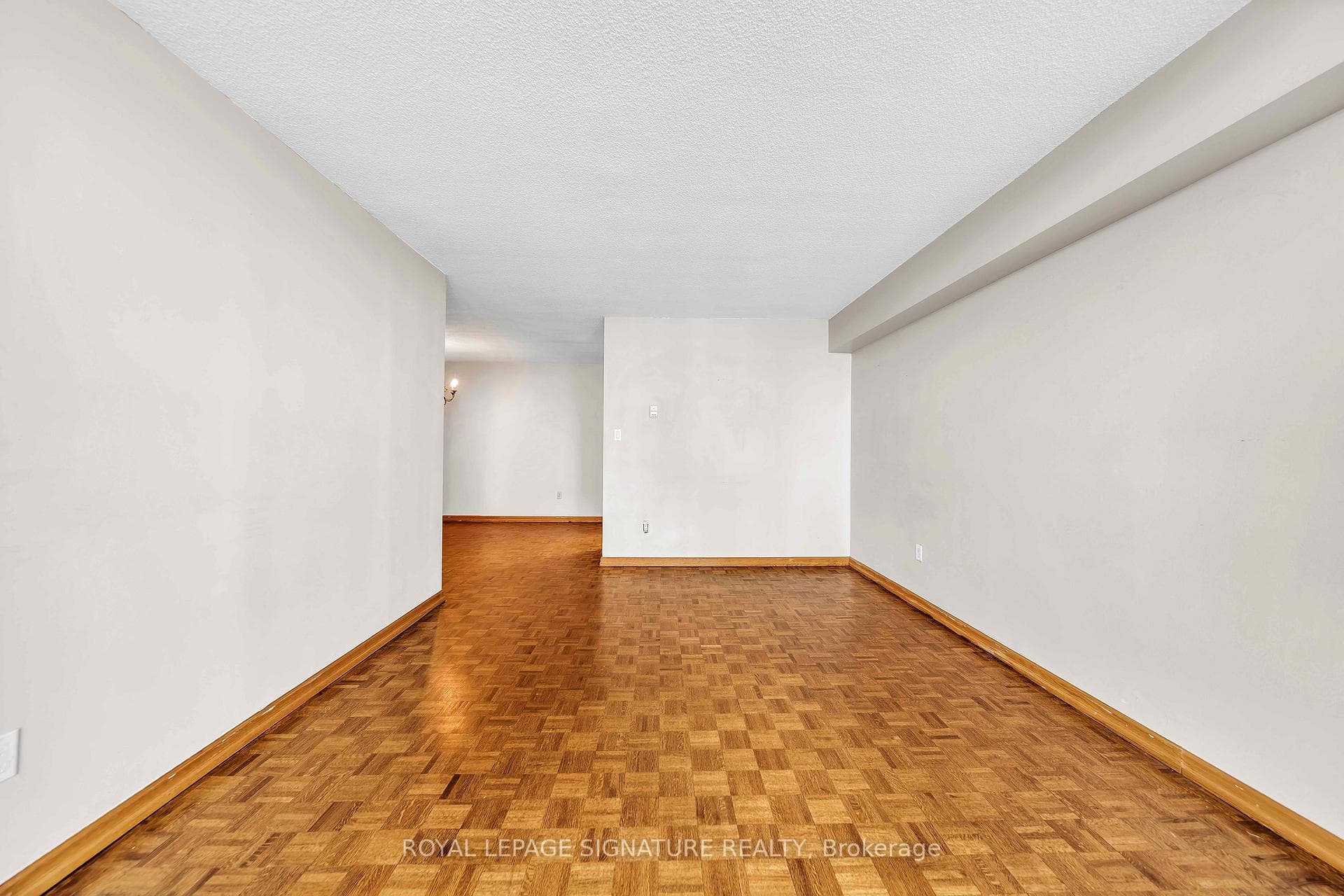 3300 Don Mills Road Unit 1506 photo 5