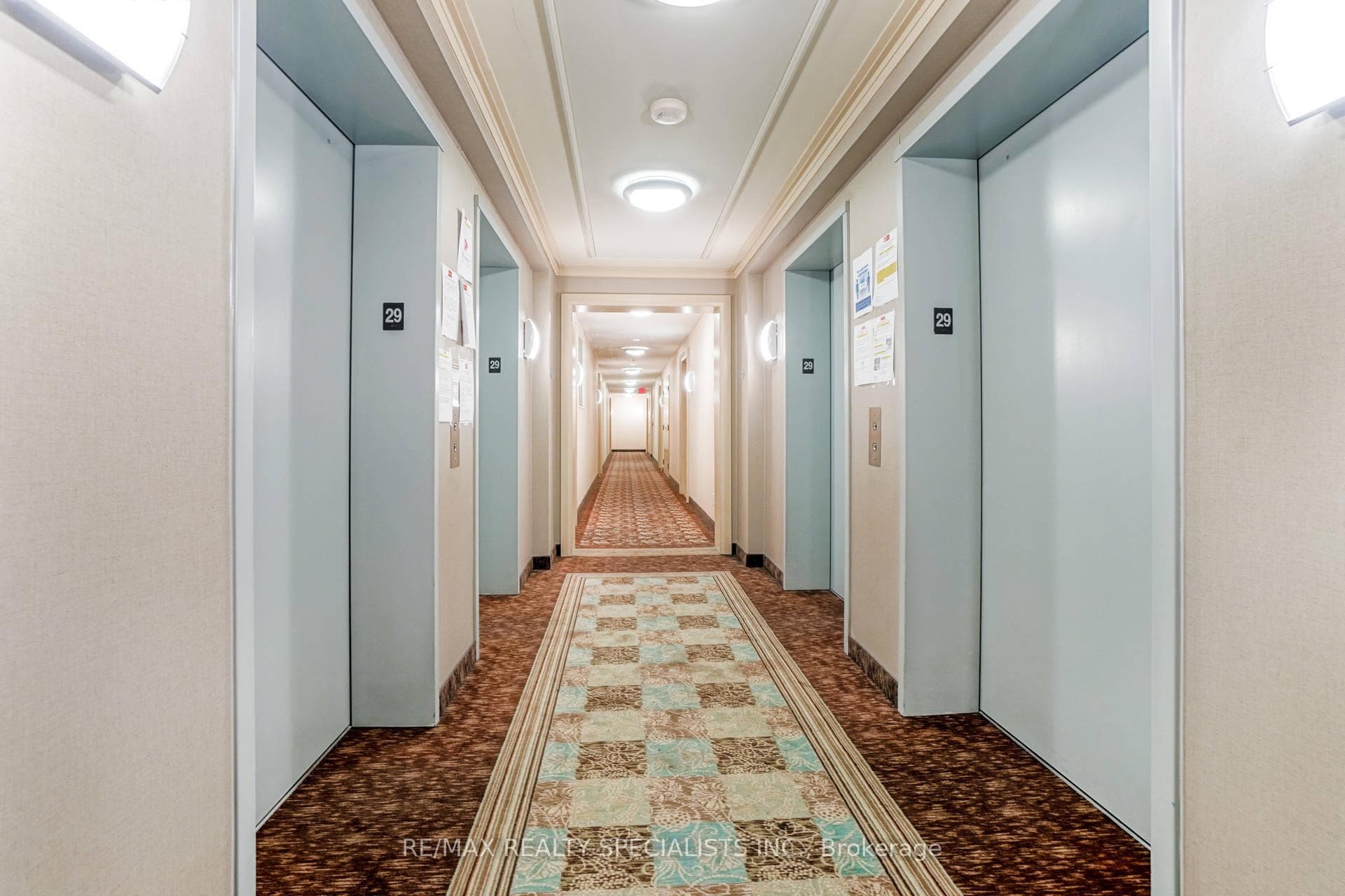 4968 Yonge Street Unit 2915 photo 4