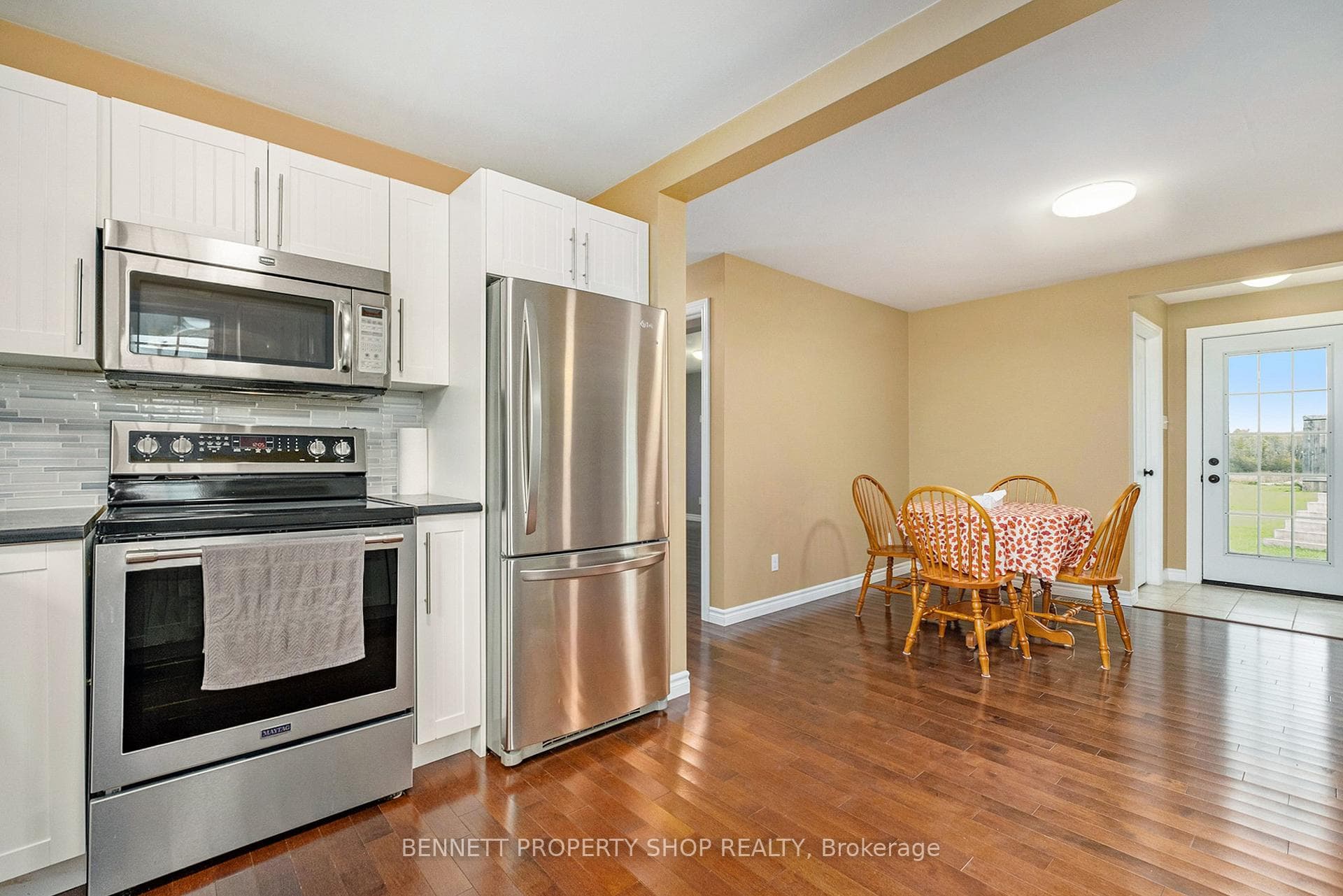 17480 Mcphail Road photo 9