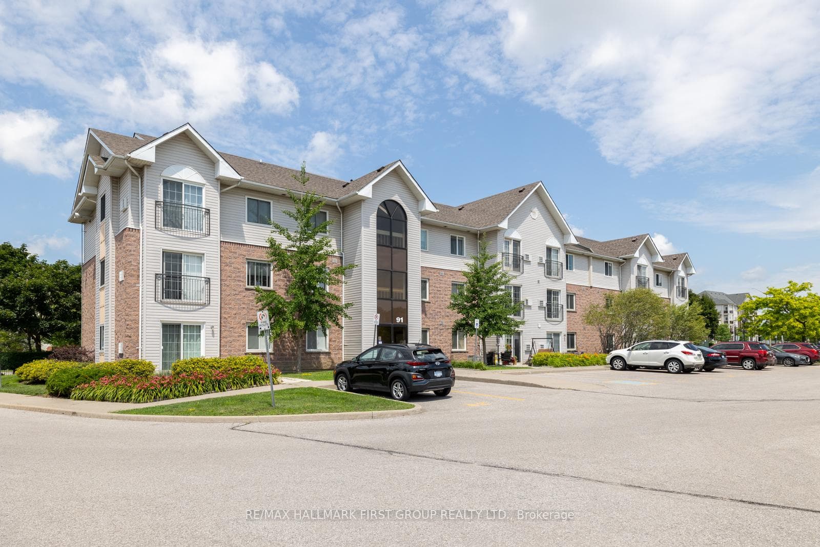91 Aspen Springs Drive Unit 208 photo 4