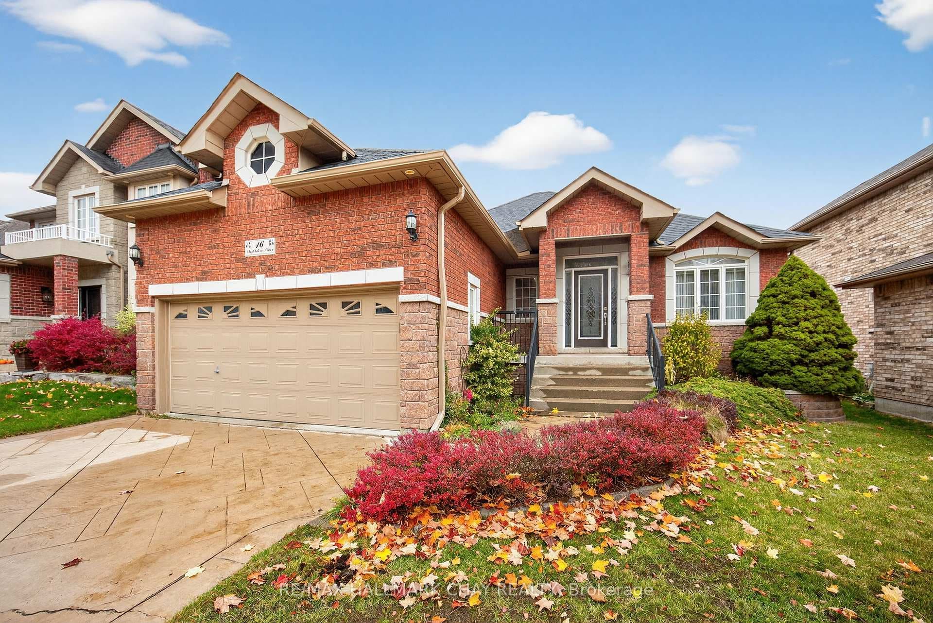 16 Stapleton Place photo 2