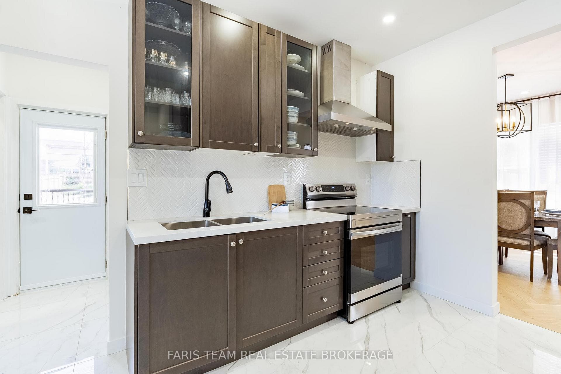 119 Jephson Street photo 8