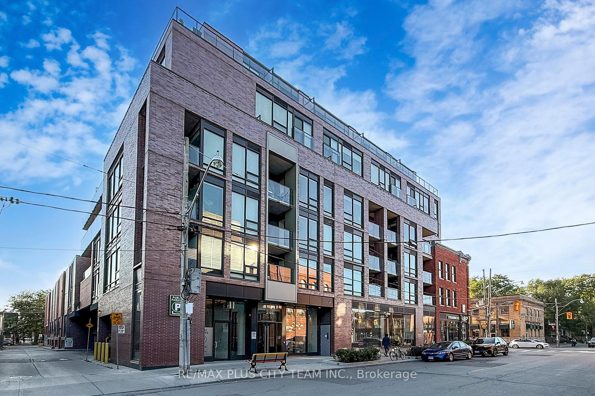 246 Logan Avenue Unit 309 photo 1
