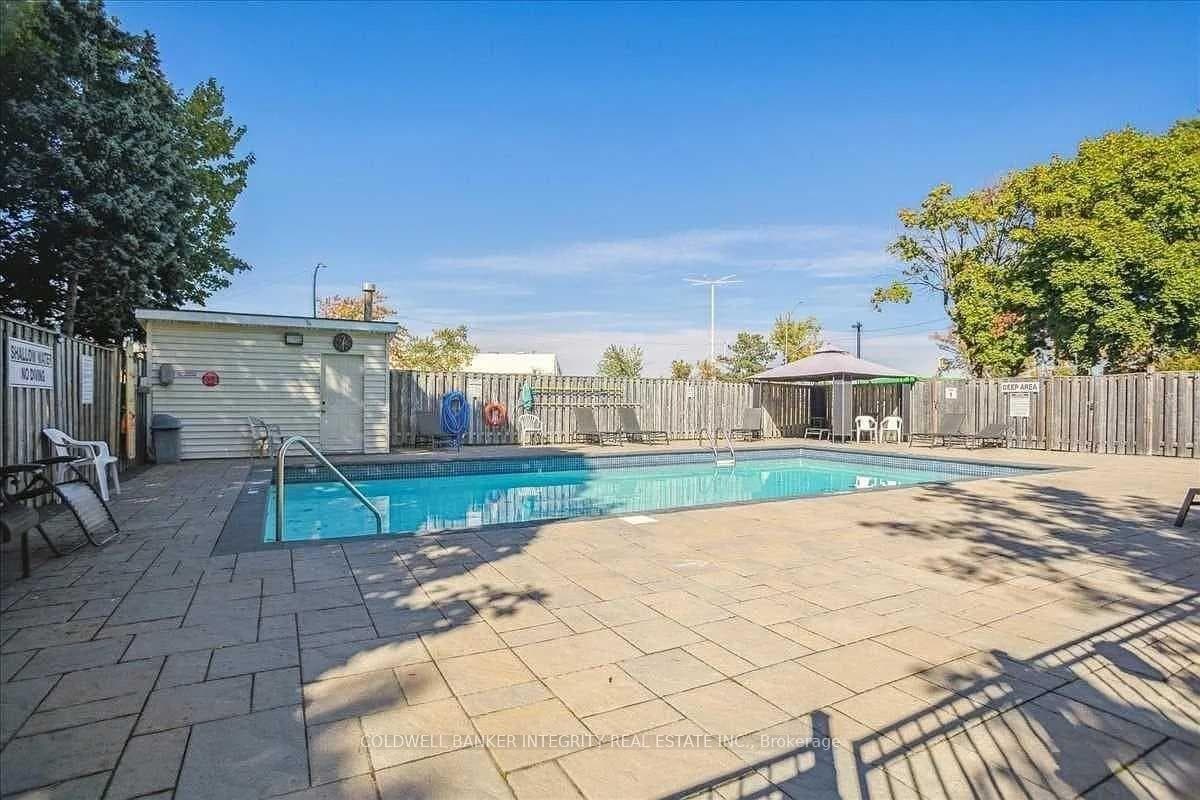 700 Dynes Road Unit 108 photo 4