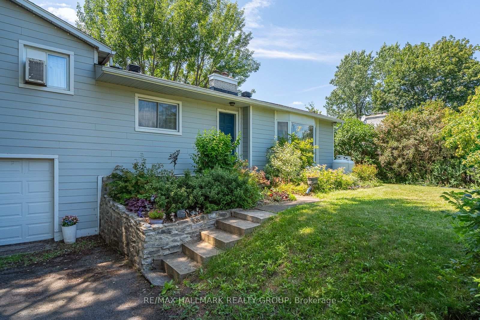 5290 Driscoll Drive photo 5
