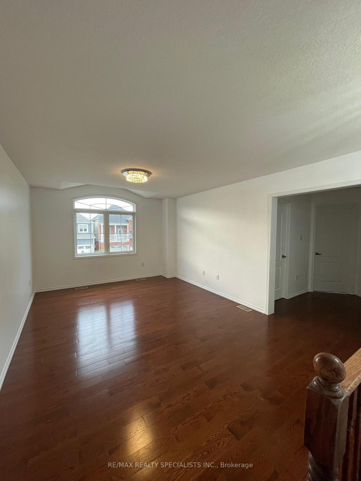 243 Seabrook Drive photo 12