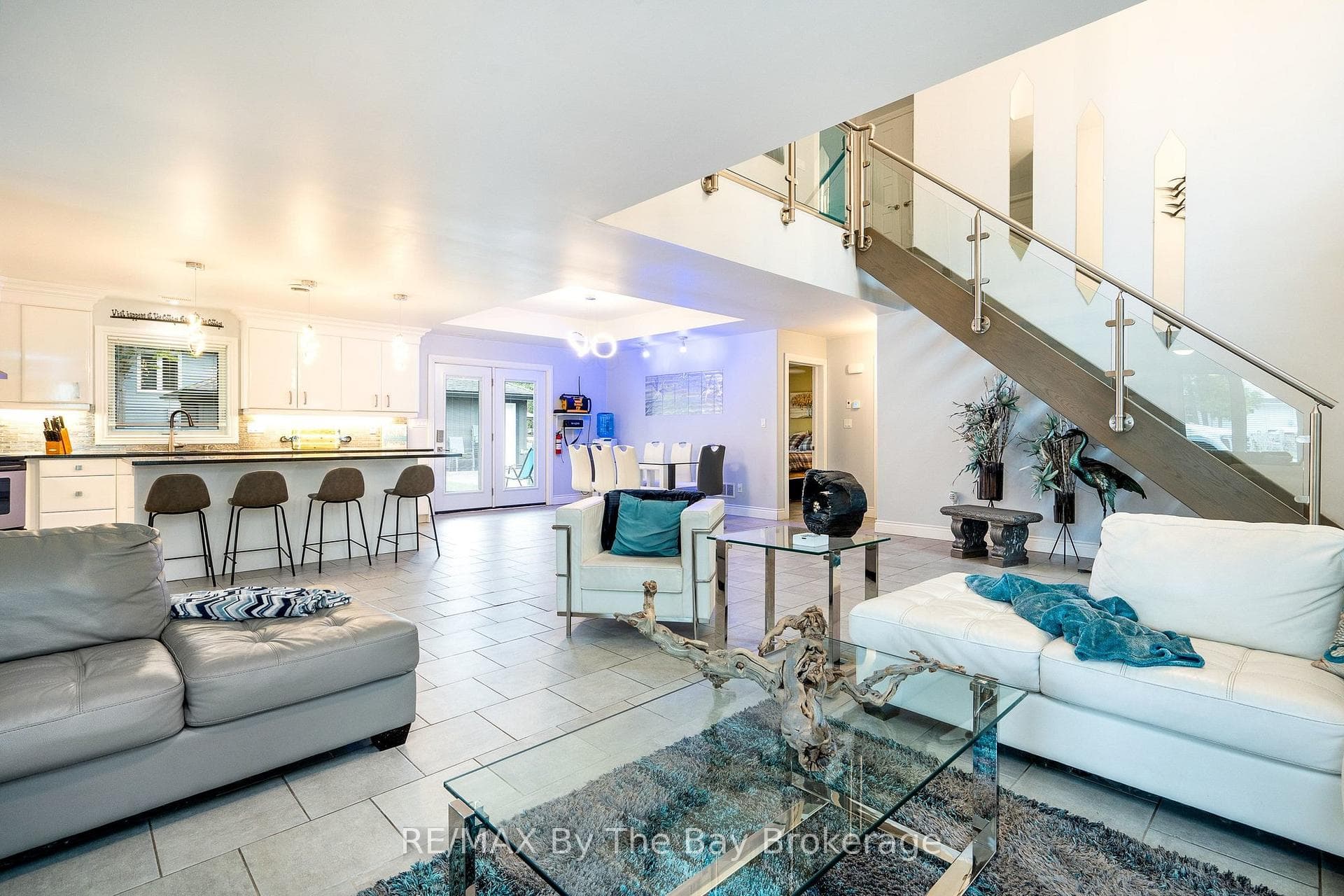 961 Shore Lane photo 12
