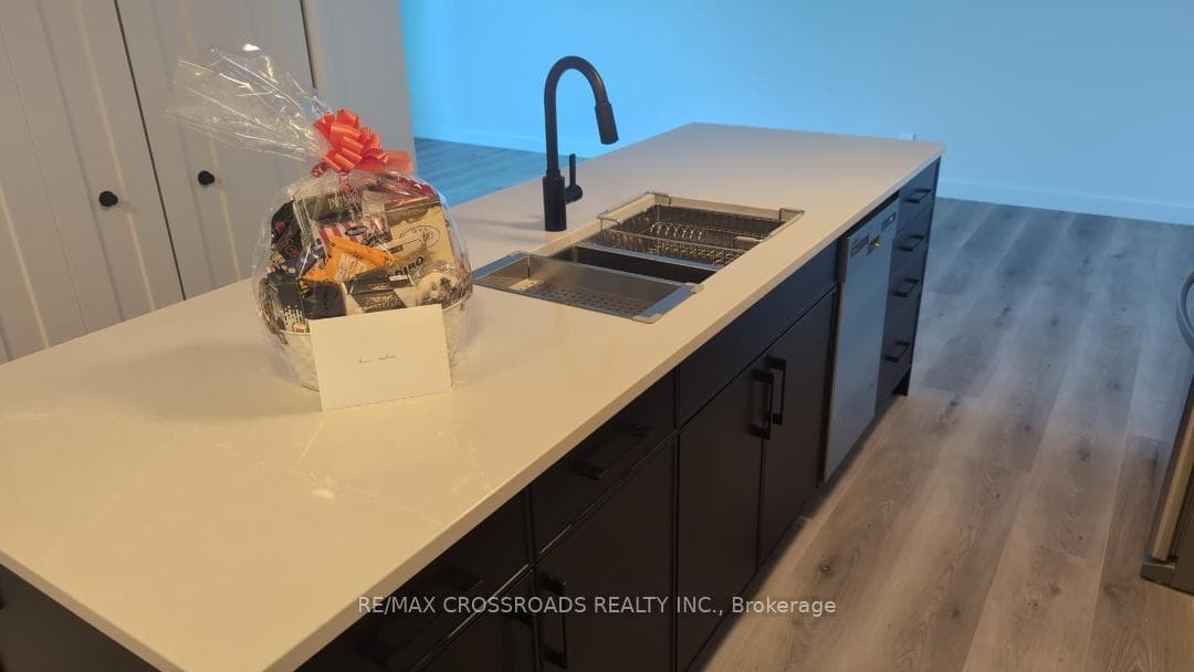 20 Hillside Meadow Drive Unit 107 photo 5