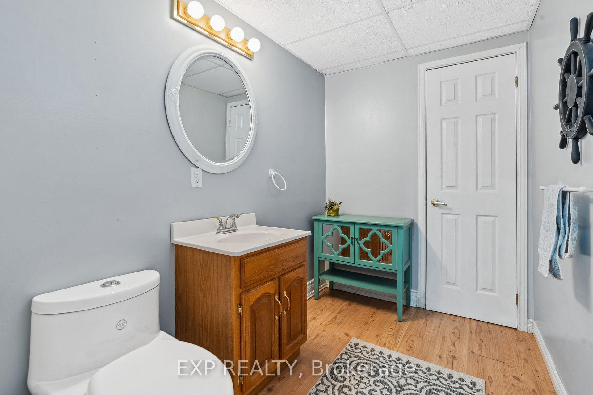 48 Percy Crescent photo 27