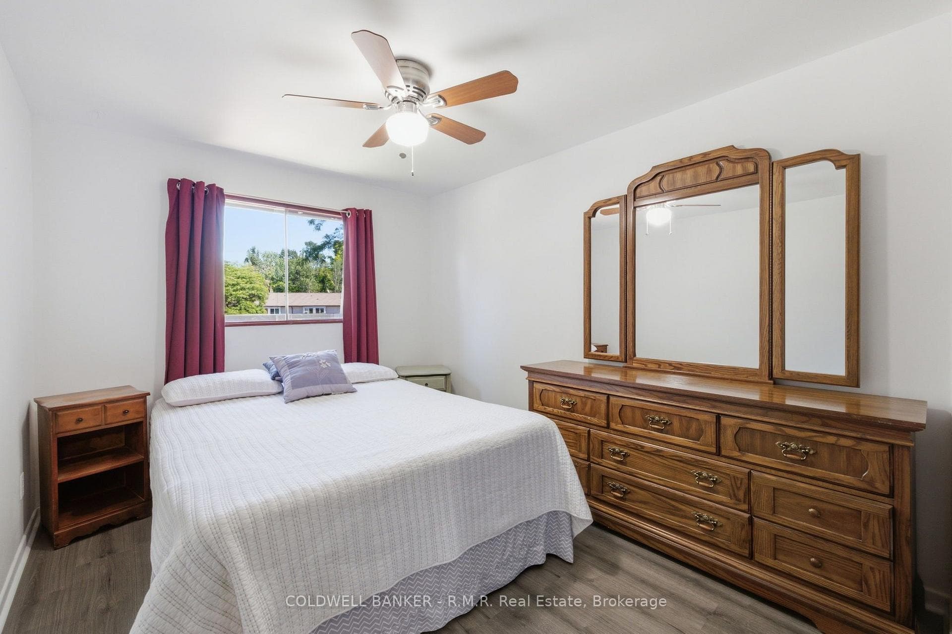 358 Camelot Court photo 32
