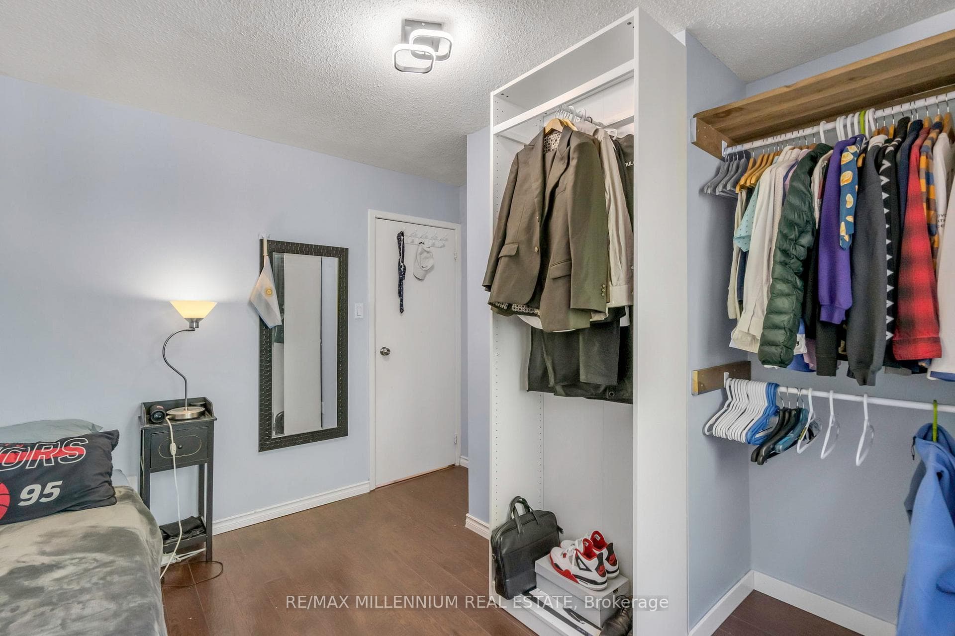 98 Falconer Drive Unit 76 photo 20