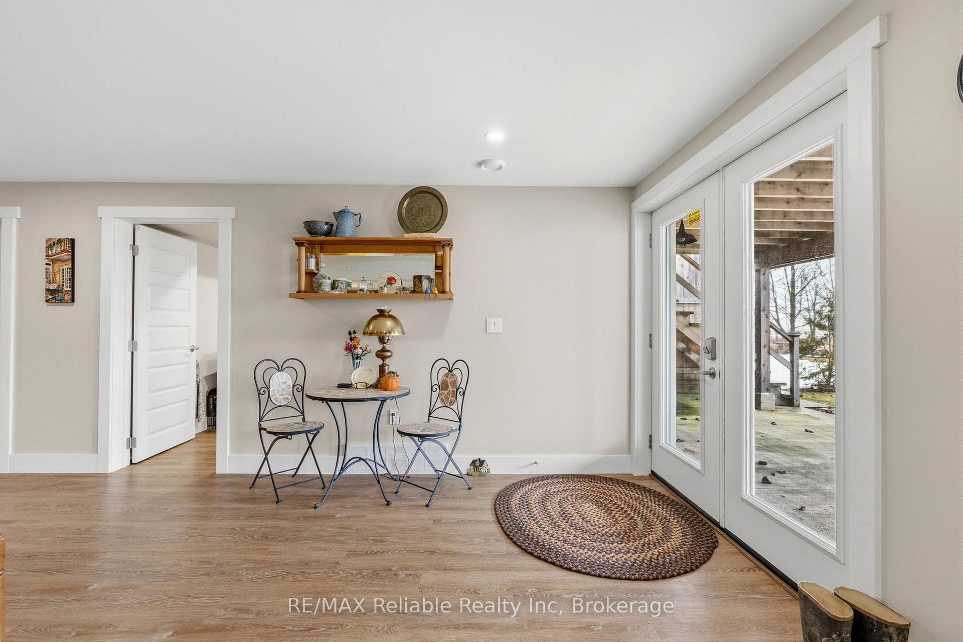 144 James Street photo 32