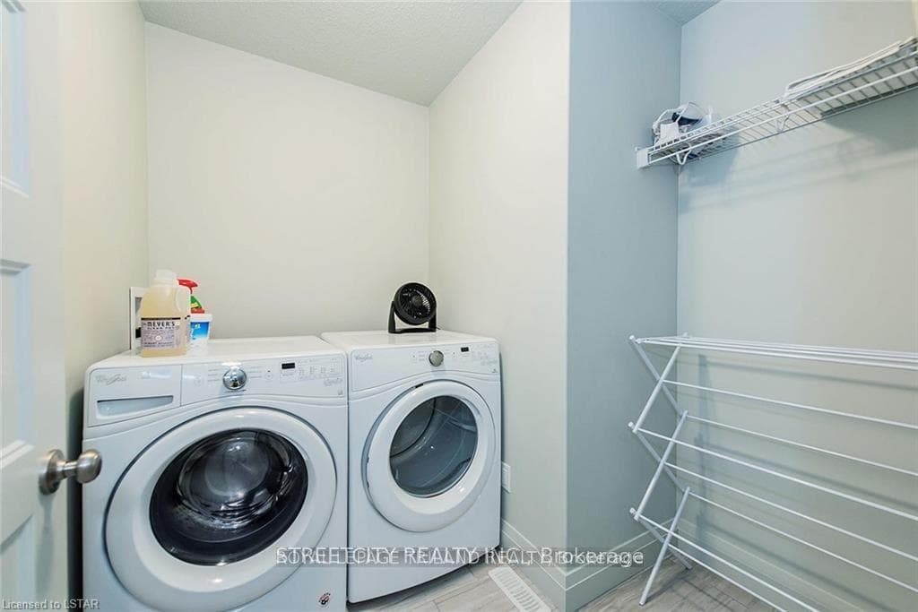 3025 Singleton Avenue Unit 100 photo 21