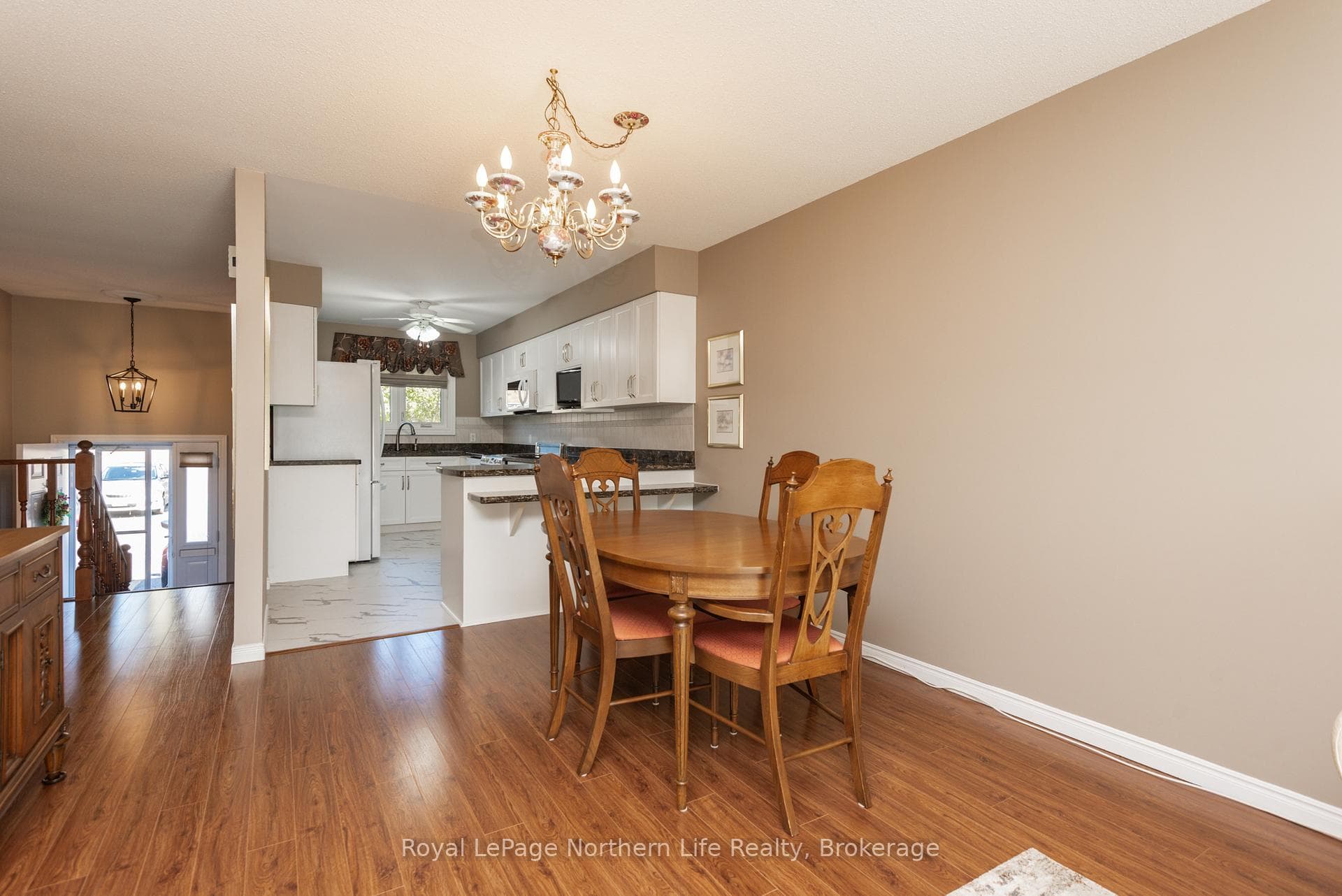 624 Lakeshore Drive Unit 22 photo 20