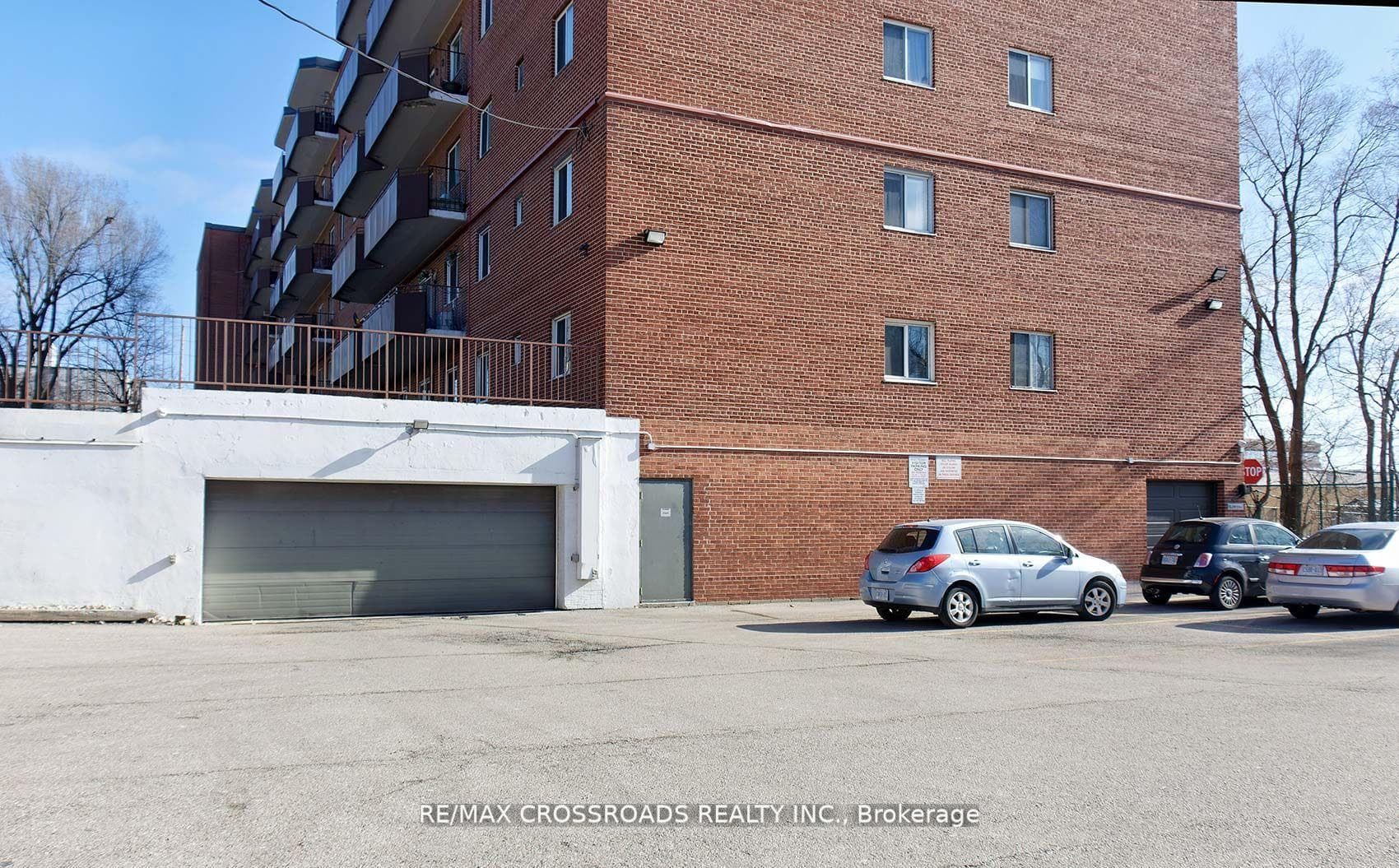 800 Kennedy Road Unit 402 photo 25