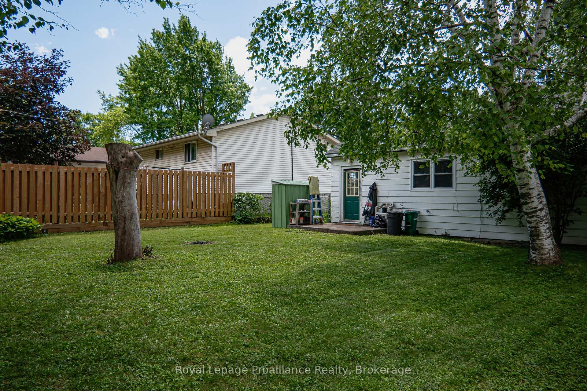 45 Valleyview Crescent photo 11
