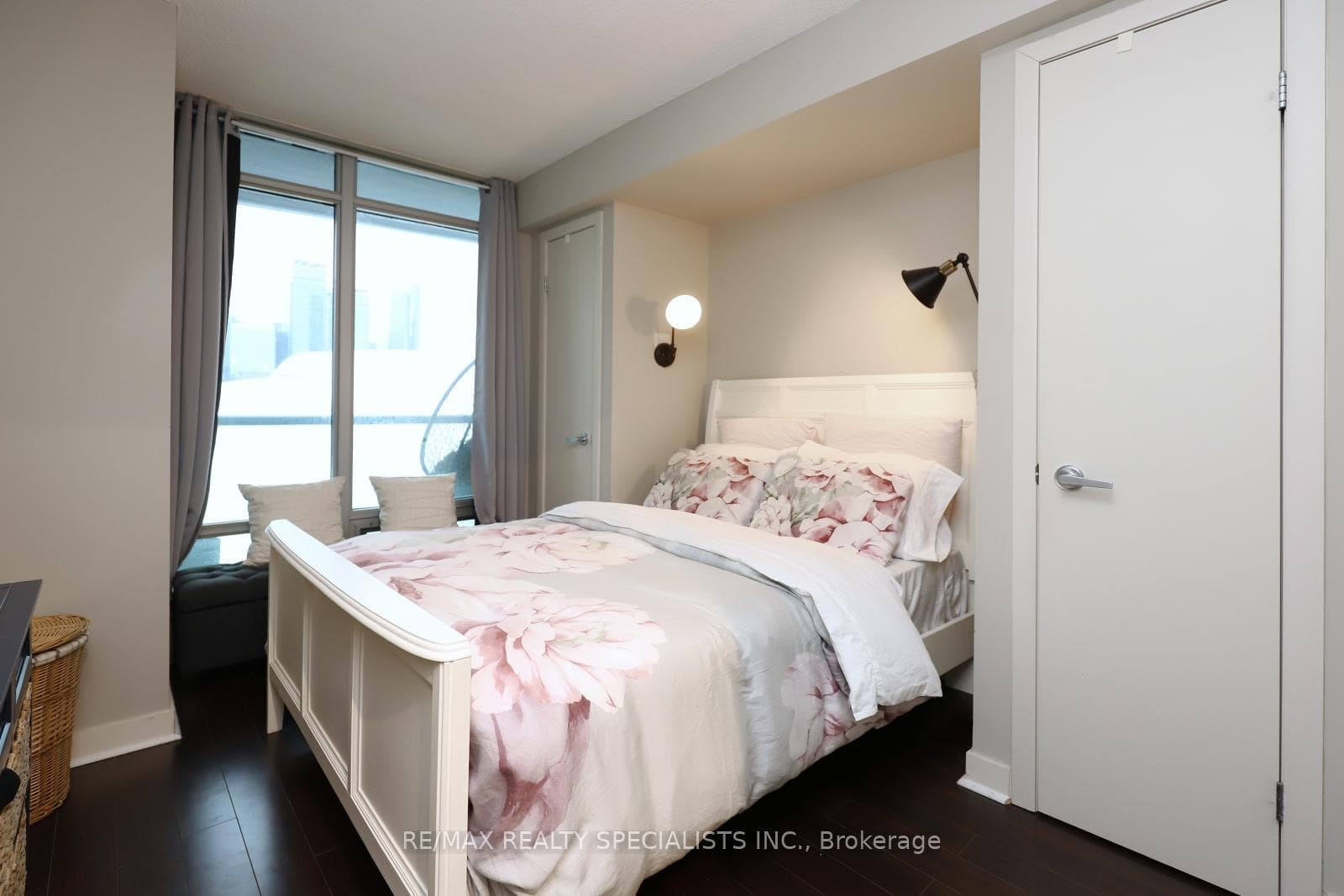 81 Navy Wharf Court Unit 3001 photo 21