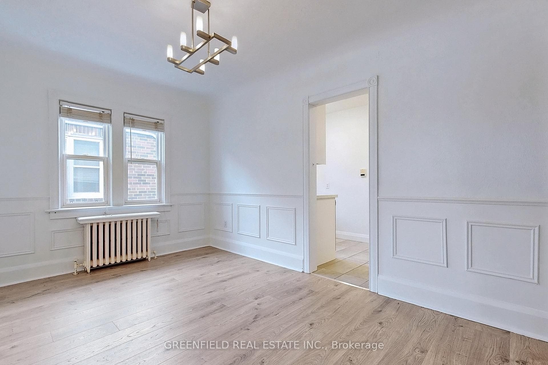 1749 Bayview Avenue Unit Upper photo 14