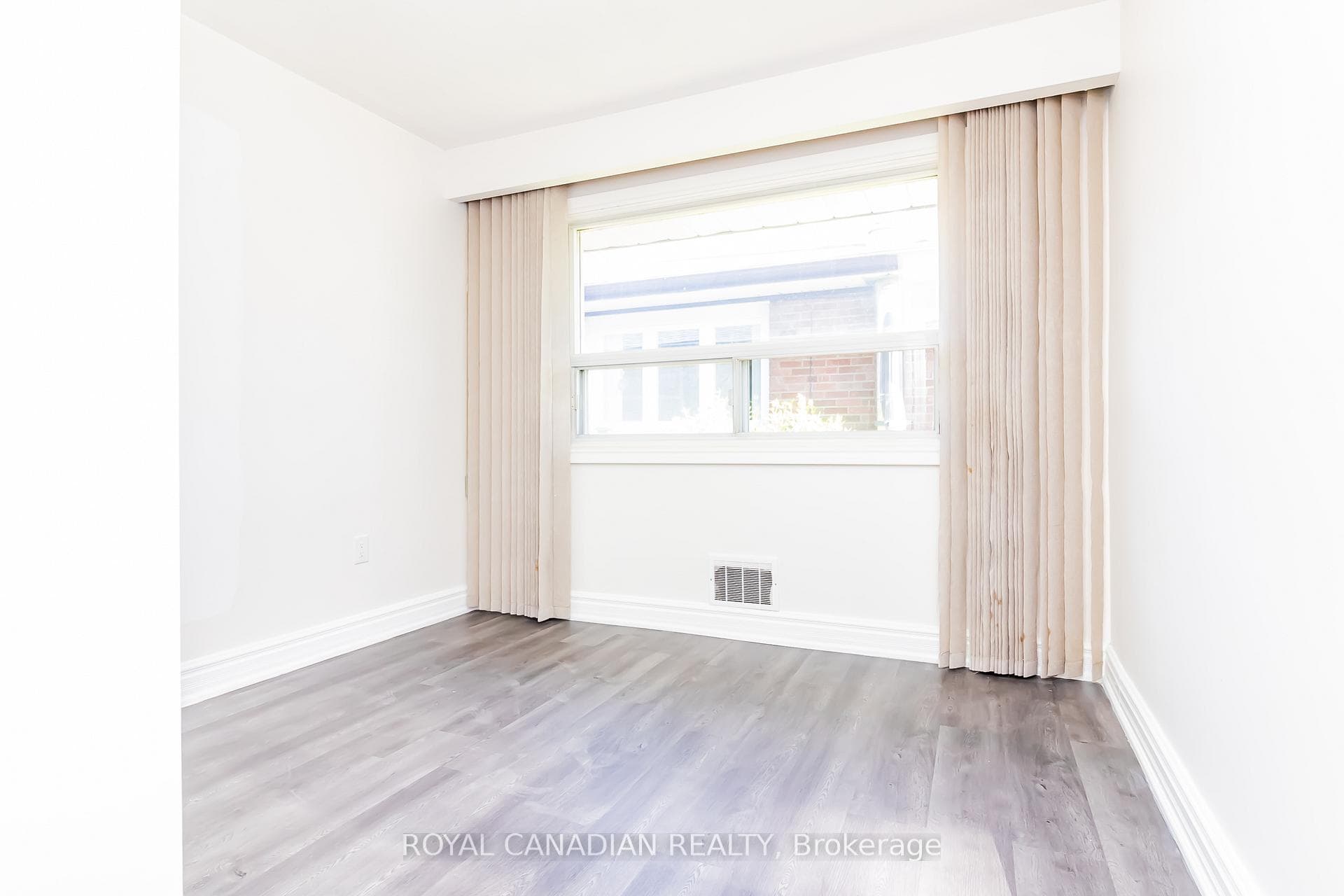 20 Kitson Drive photo 16