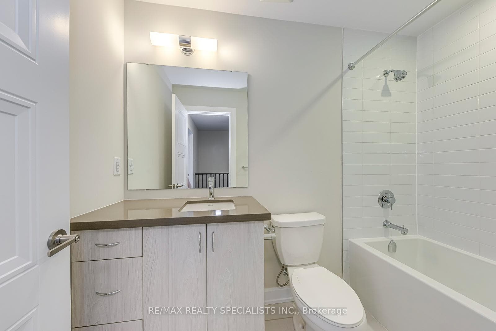 2273 Turnberry Road Unit 51 photo 36