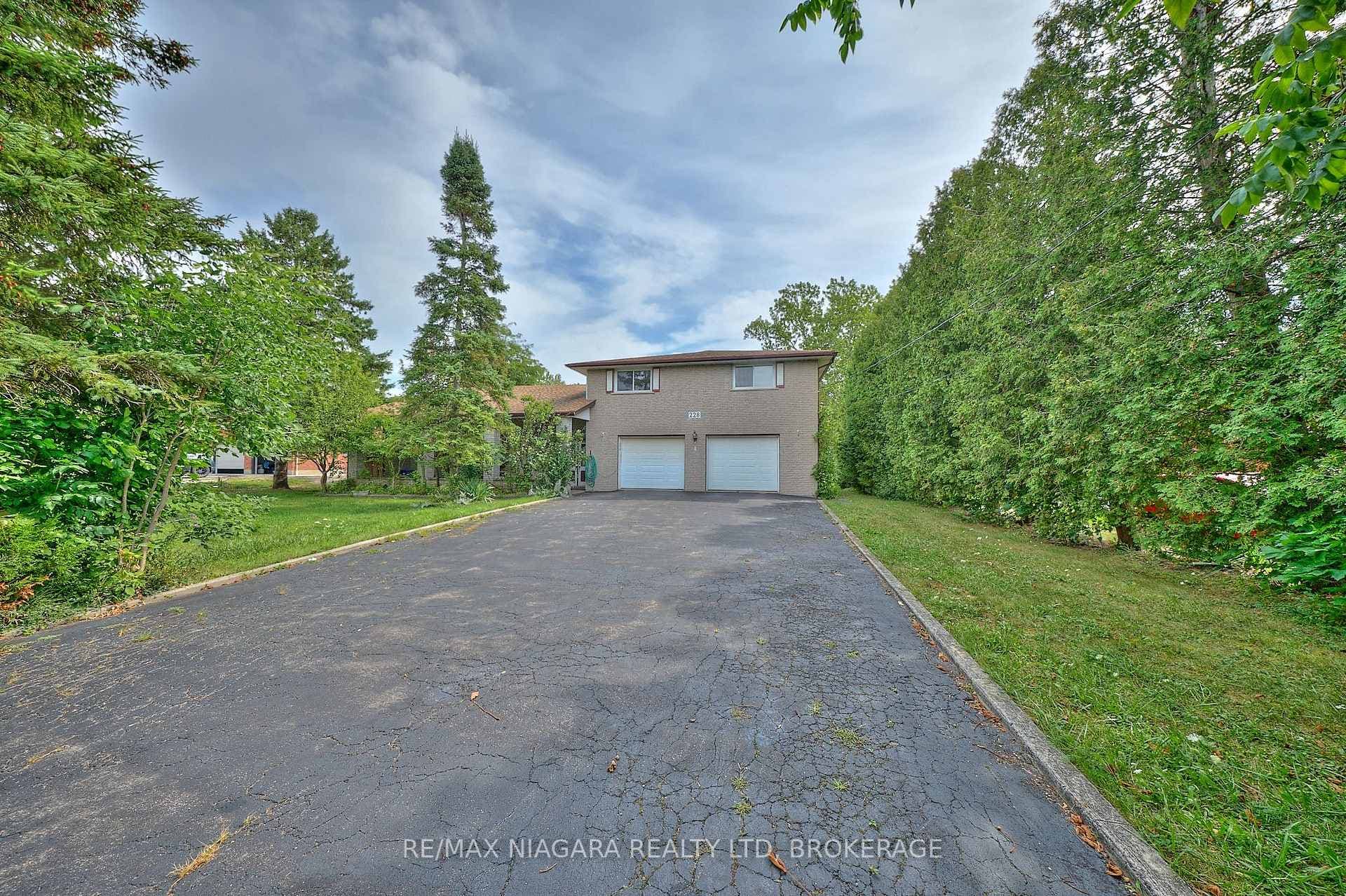 228 Doans Ridge Road photo 2