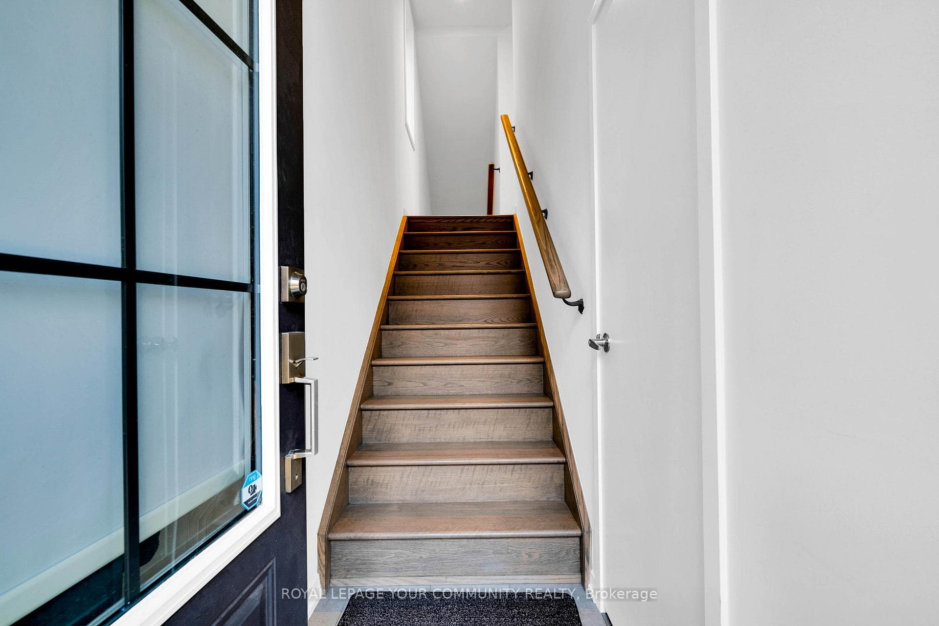 38 Arbour Green Crescent photo 4