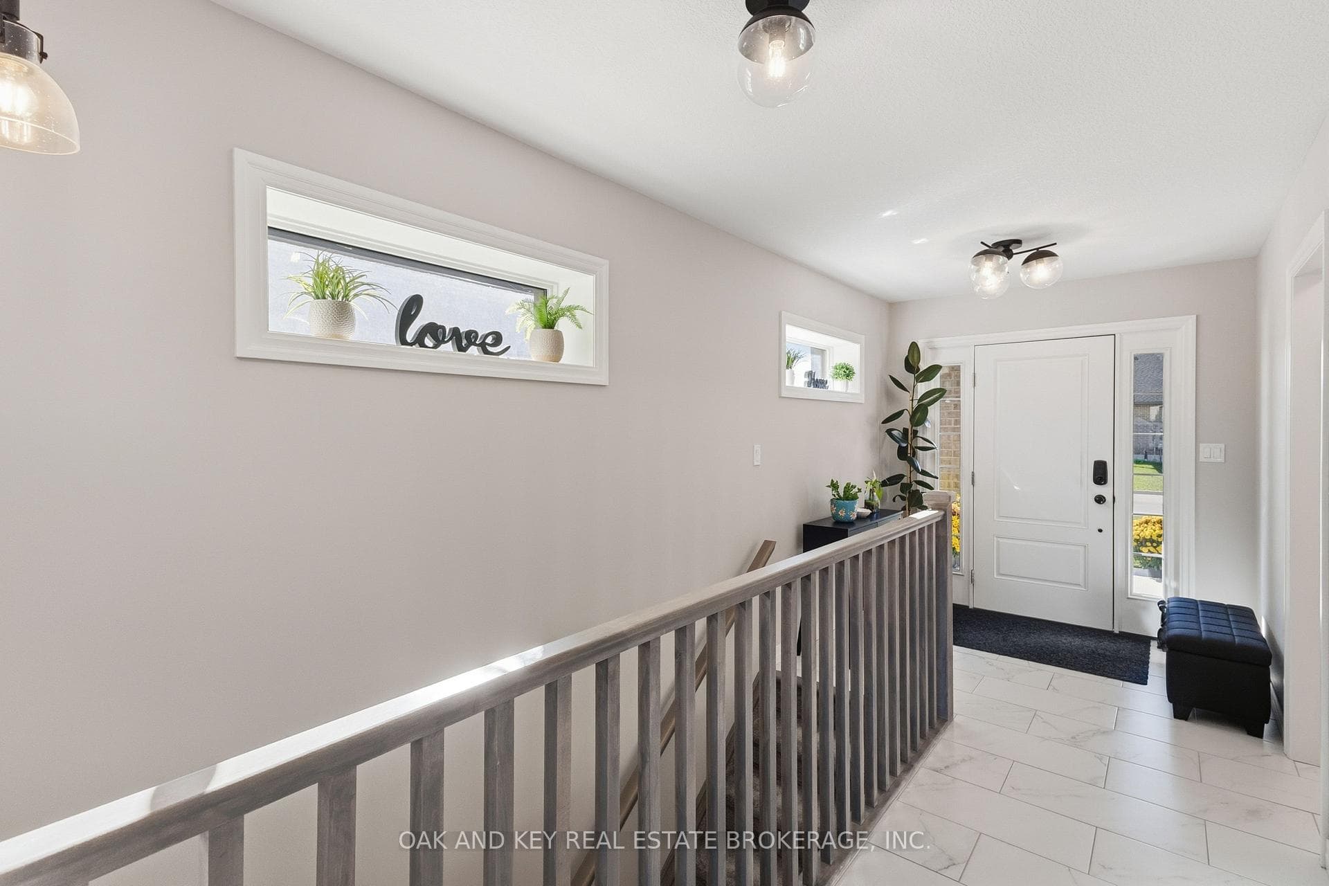 30 Harlequin Court photo 9