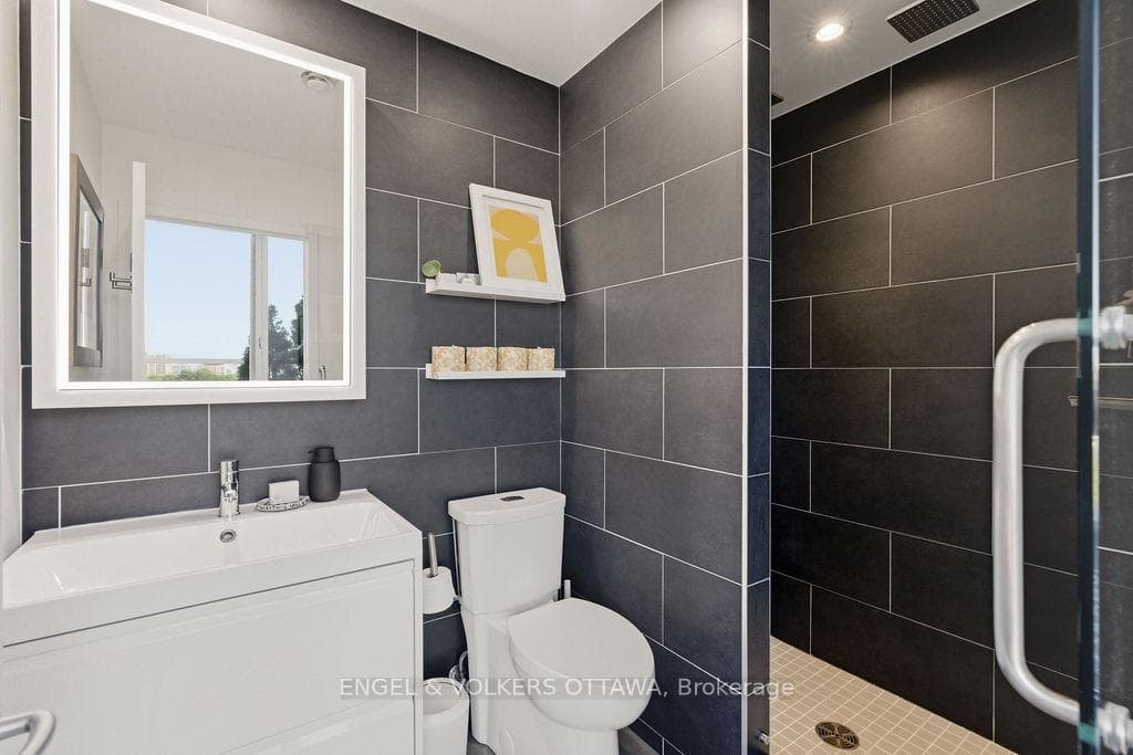 180 York Street Unit 1107 photo 18