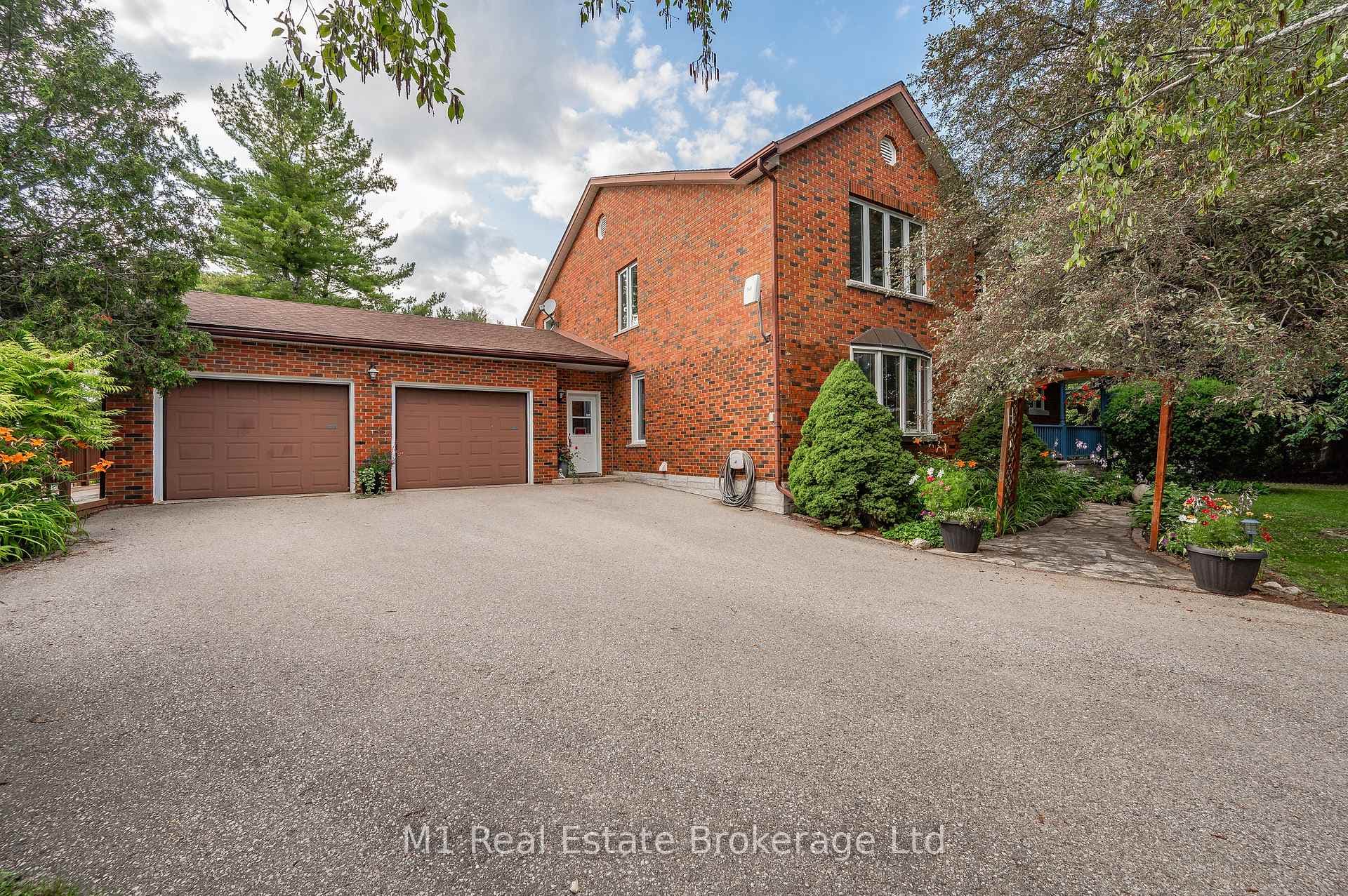 6946 FIFE Road photo 6