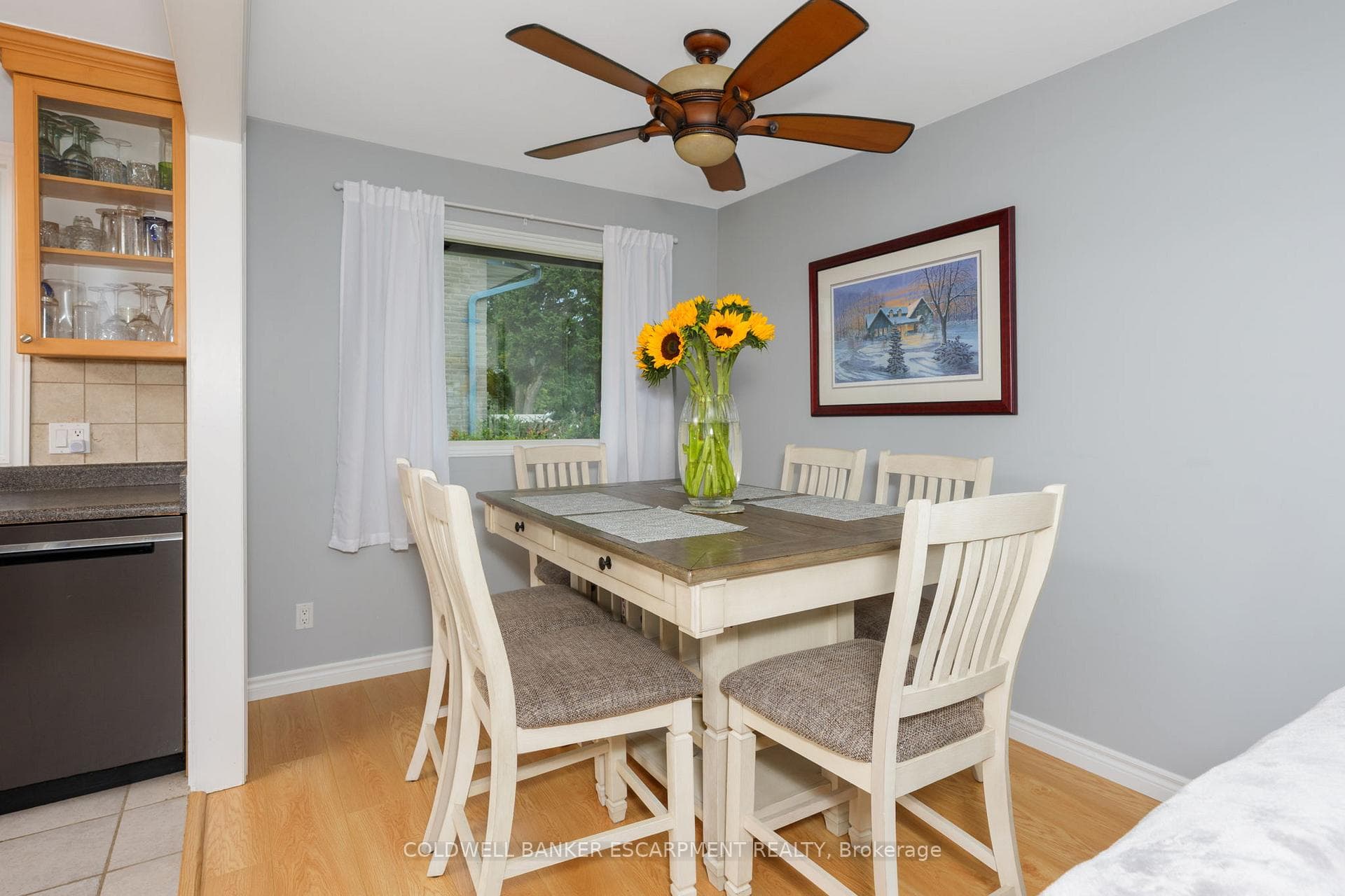 225 Elmore Drive photo 12