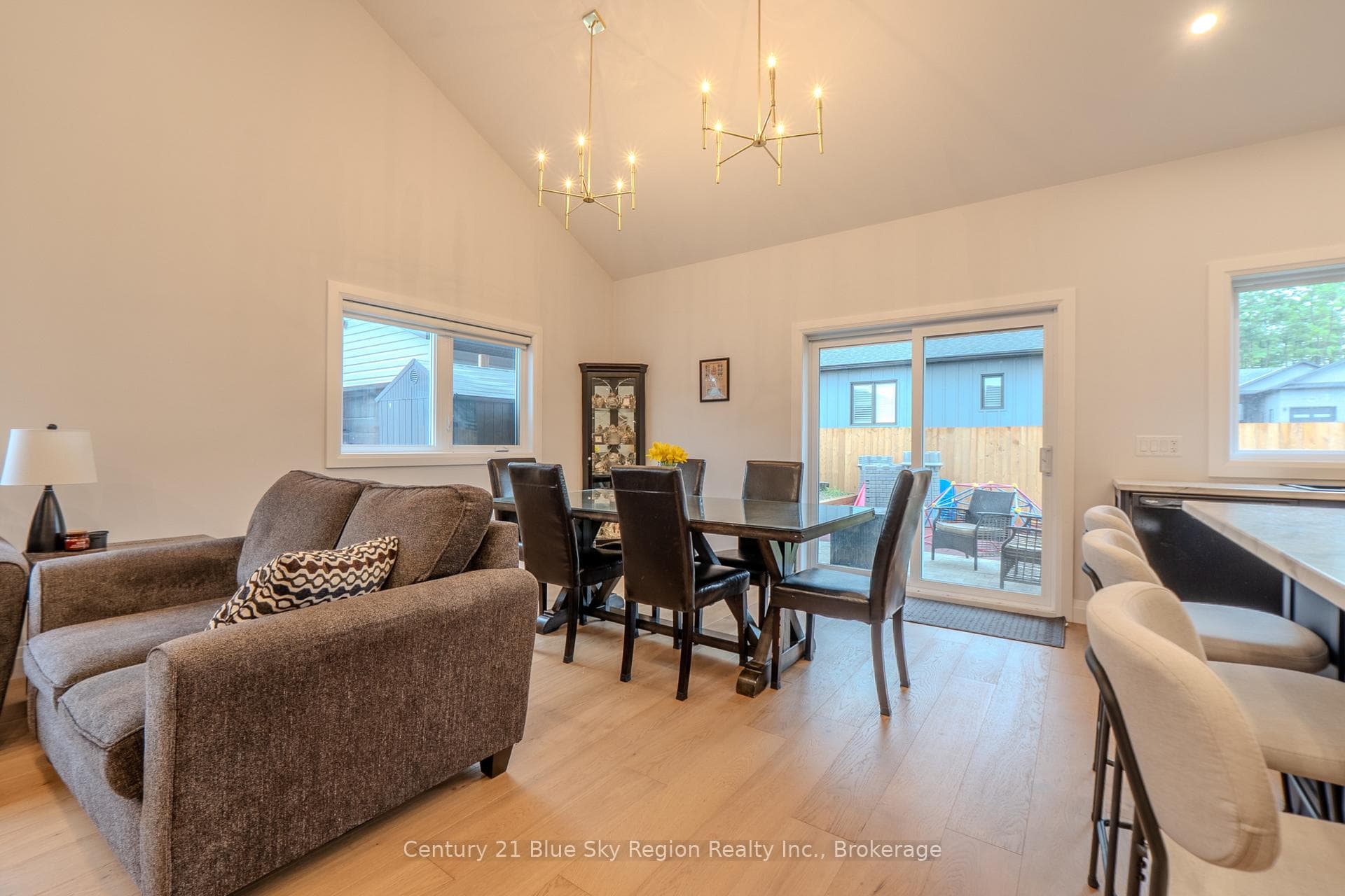 178 Carmichael Drive photo 11