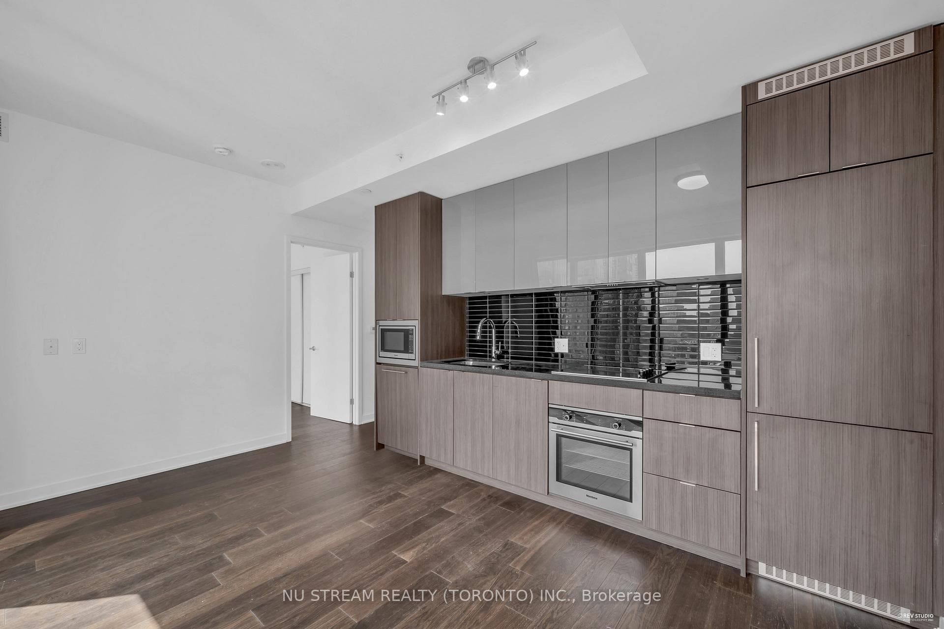 115 Blue Jays Way Unit 4615 photo 5