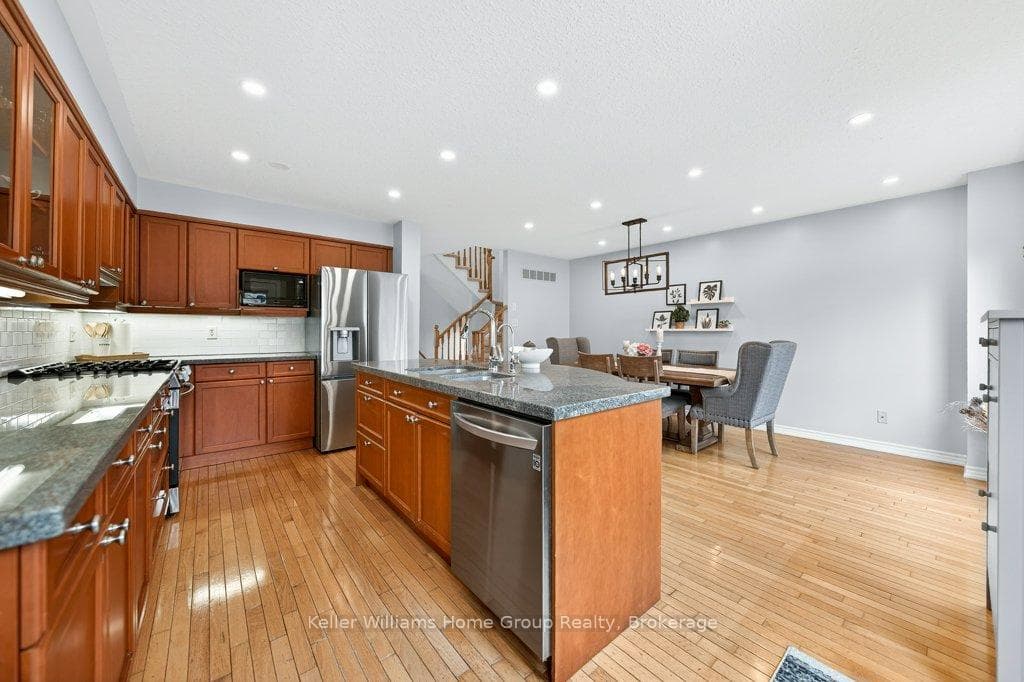 623 New Bedford Drive photo 19