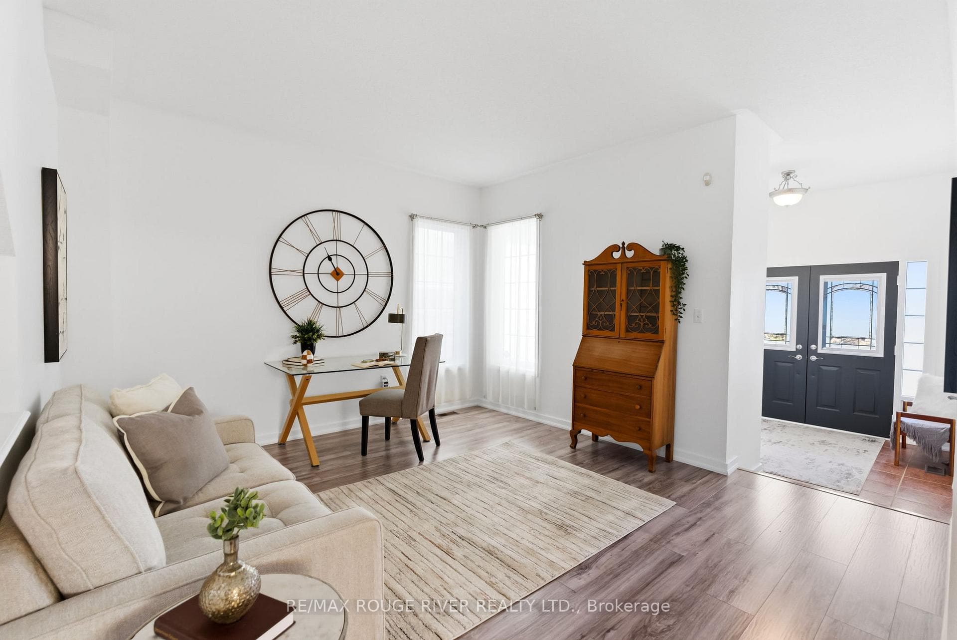 1086 Songbird Drive photo 4