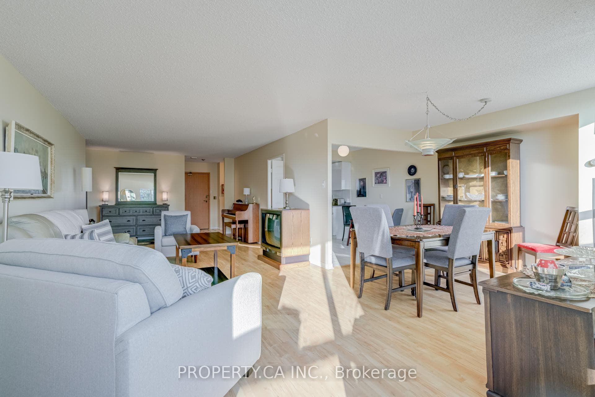7905 Bayview Avenue Unit 519 photo 10