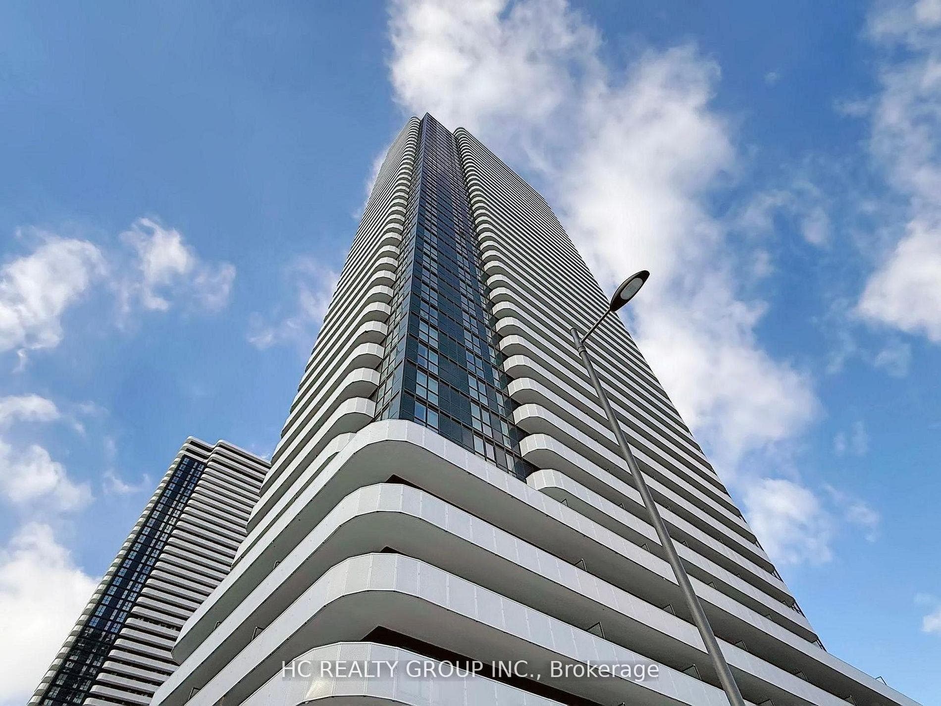 8 Interchange Way Unit 6001 photo 1