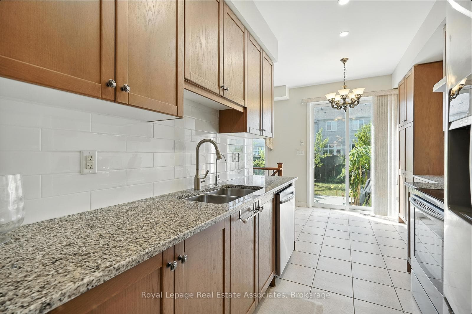 38 Mcpherson Road photo 14