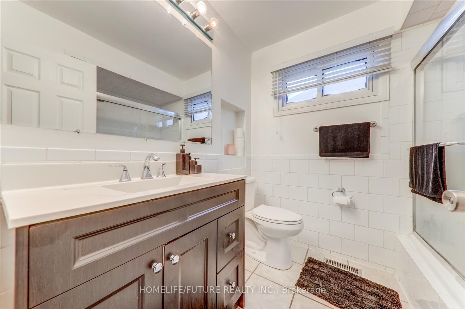 290 Braymore Boulevard photo 23