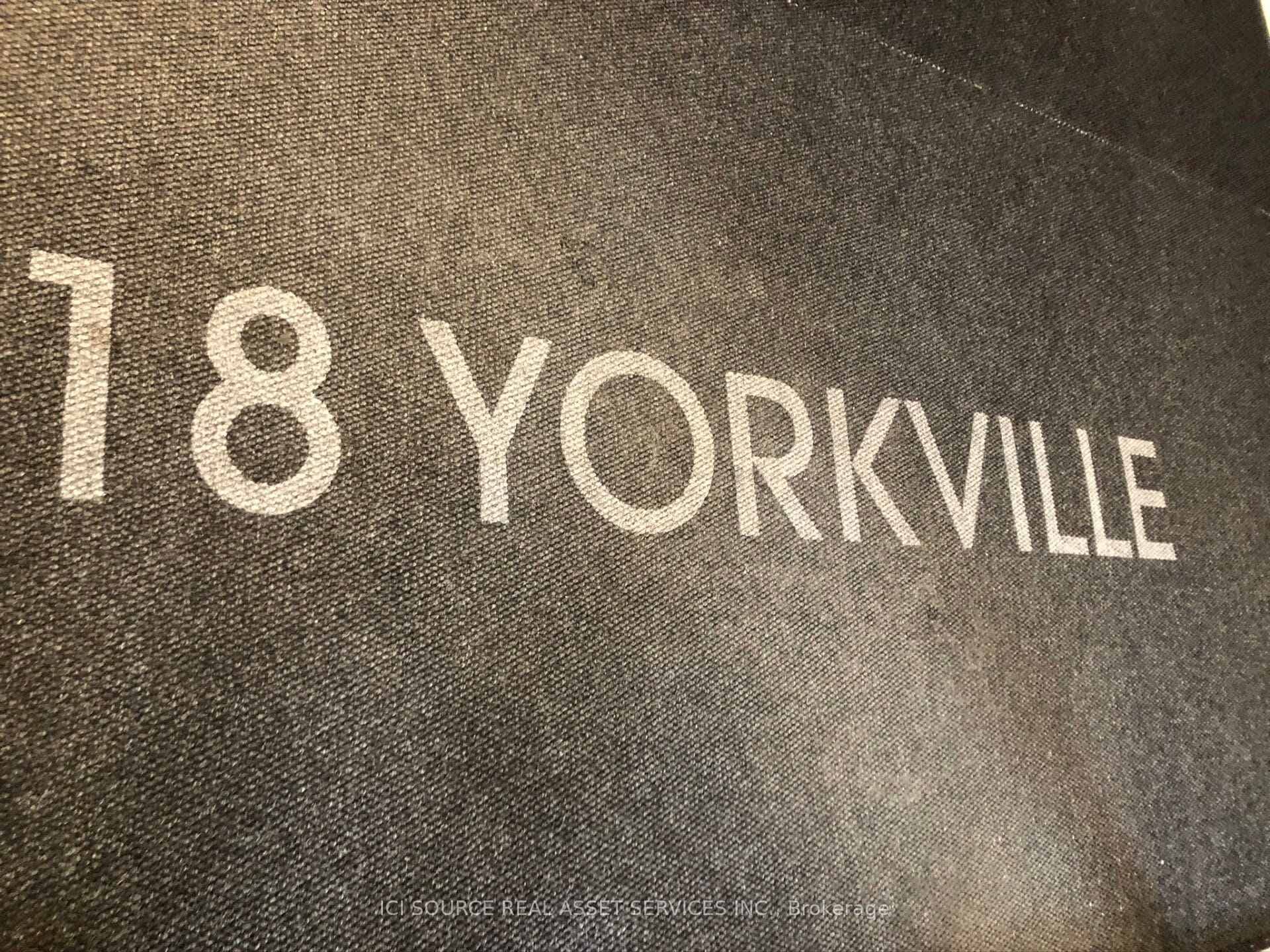 18 Yorkville Avenue Unit 2105 photo 12