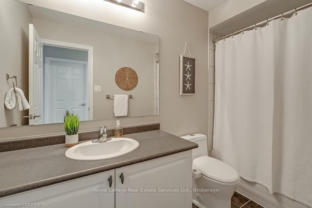 2401 OLD BROMPTON Way photo 34