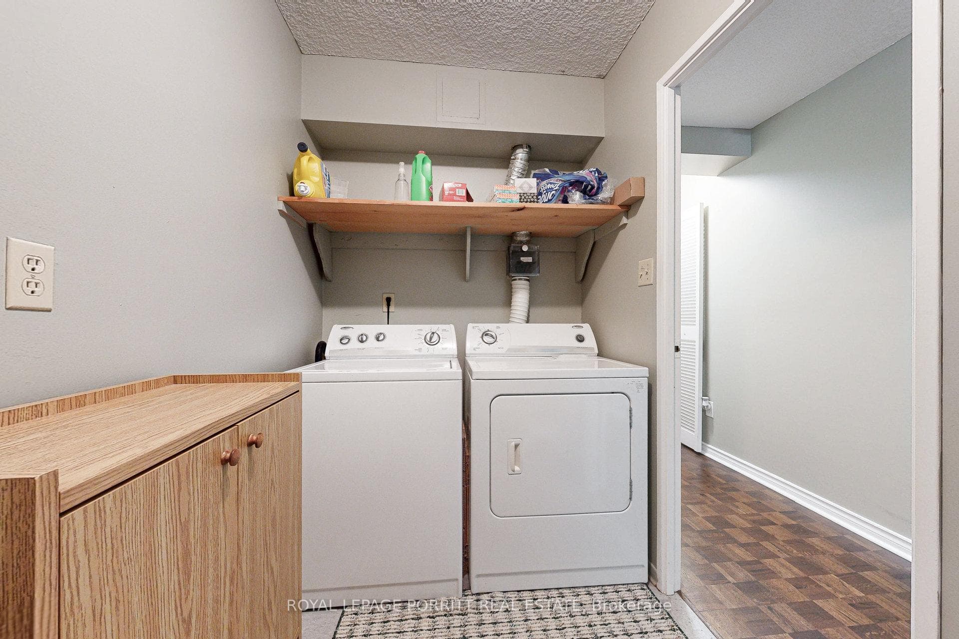 1535 Lakeshore Road Unit 201 photo 28
